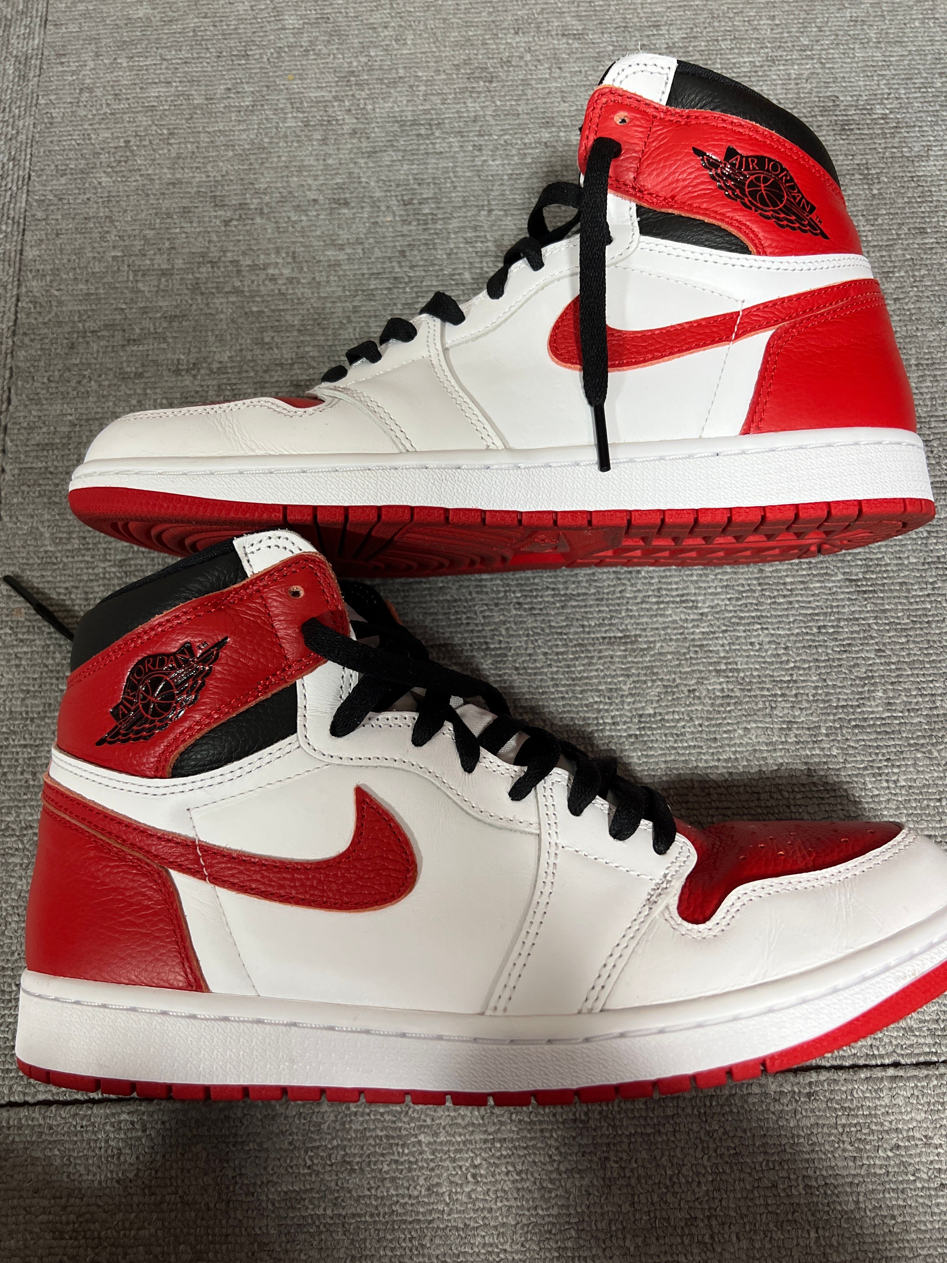 Nike Air Jordan 1 High OG "Heritage"