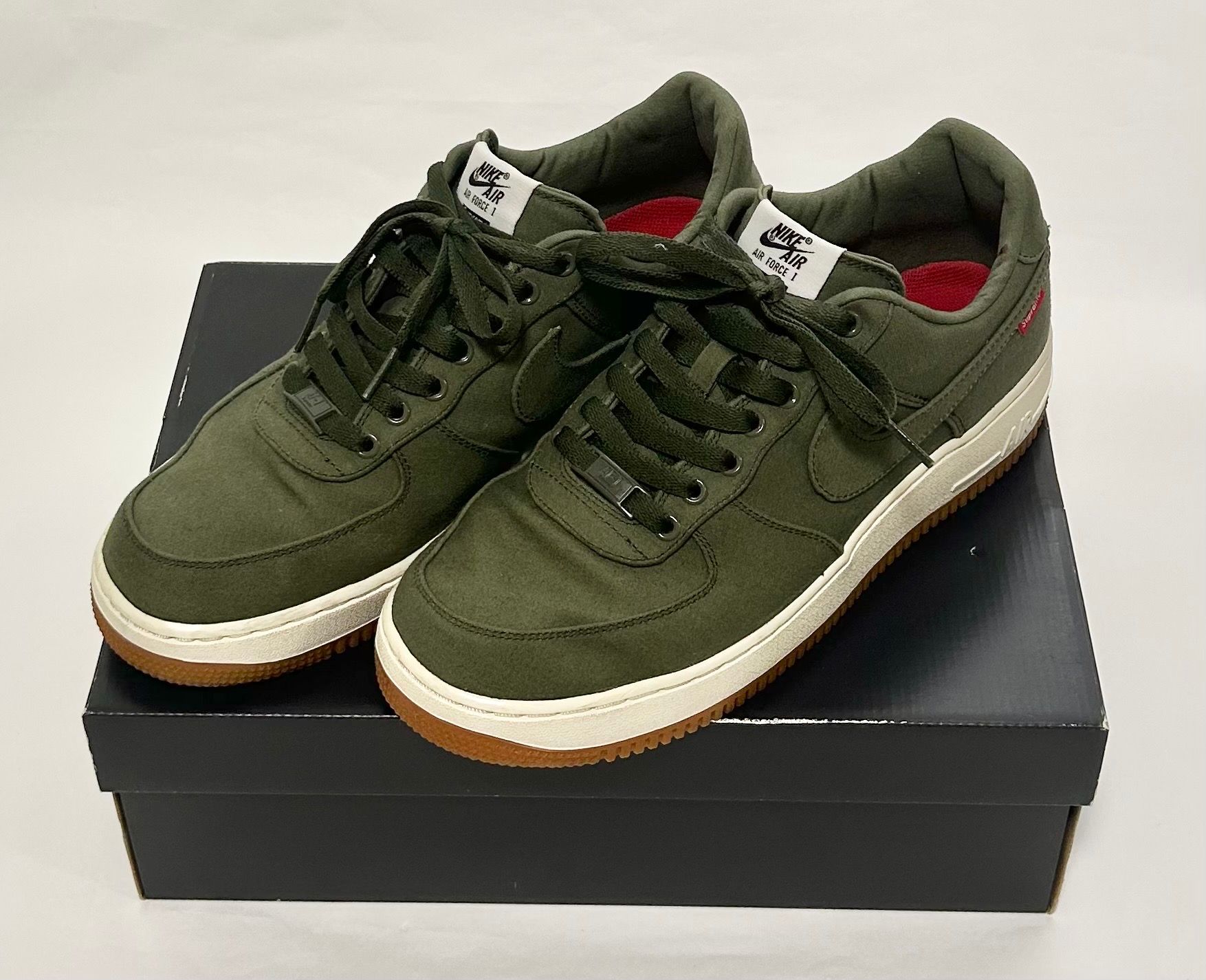 Supreme × Nike Air Force 1 Low "Olive"