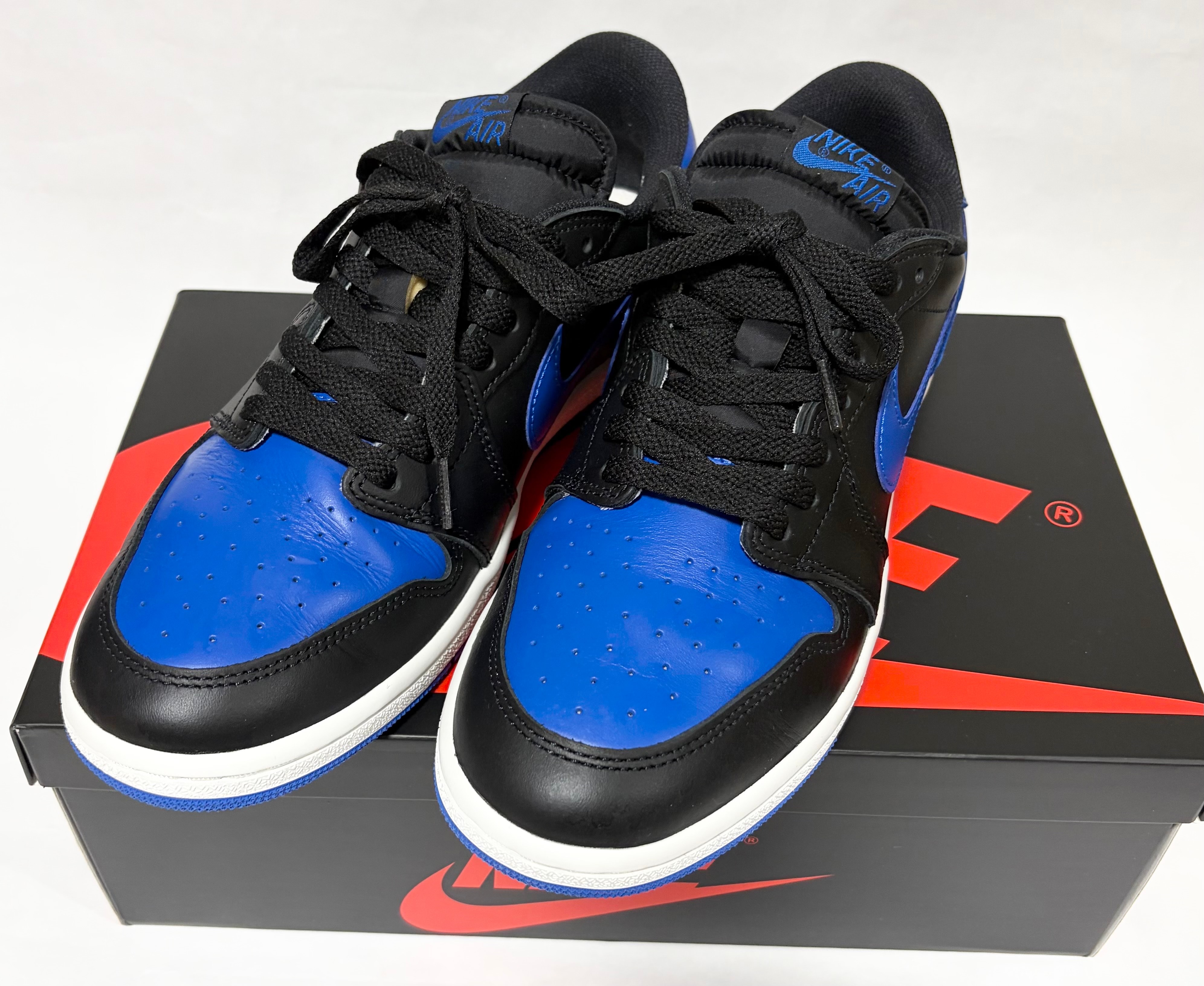 Nike Air Jordan 1 Low '85 "Black and Royal Blue"