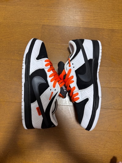TIGHTBOOTH × Nike SB Dunk Low Pro QS "Black and White"