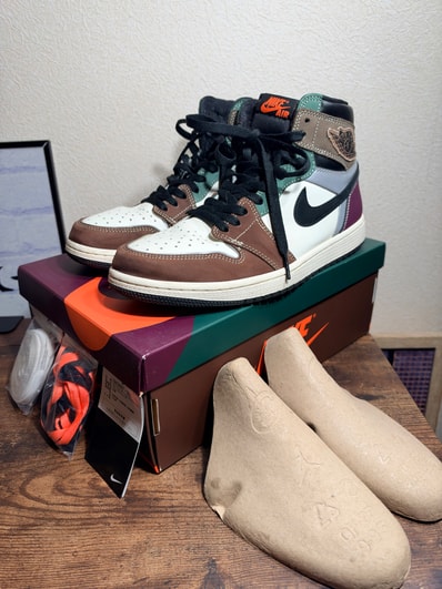 Nike Air Jordan 1 High OG "Hand Crafted"
