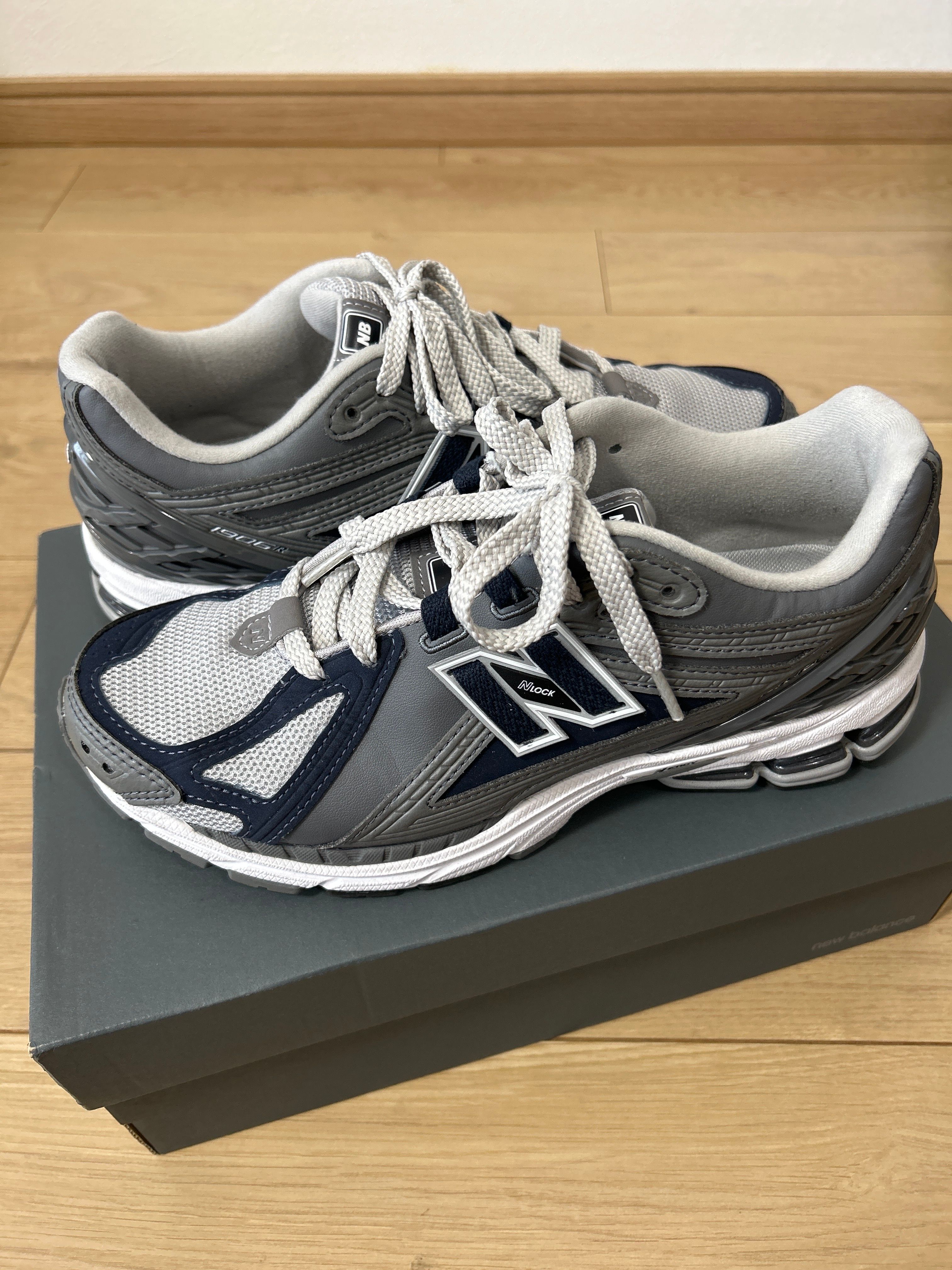 New Balance 1906R "Gray"