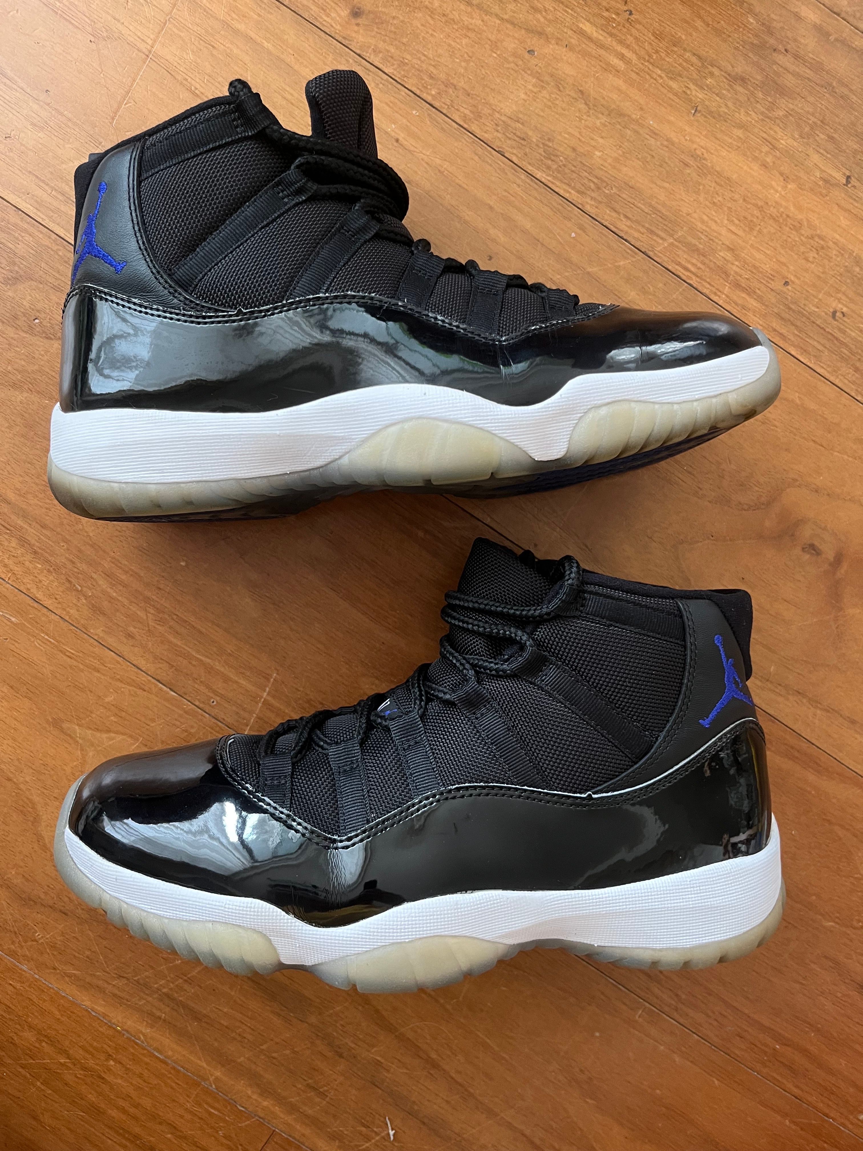 Nike Air Jordan 11 Retro "Space Jam" (2016)