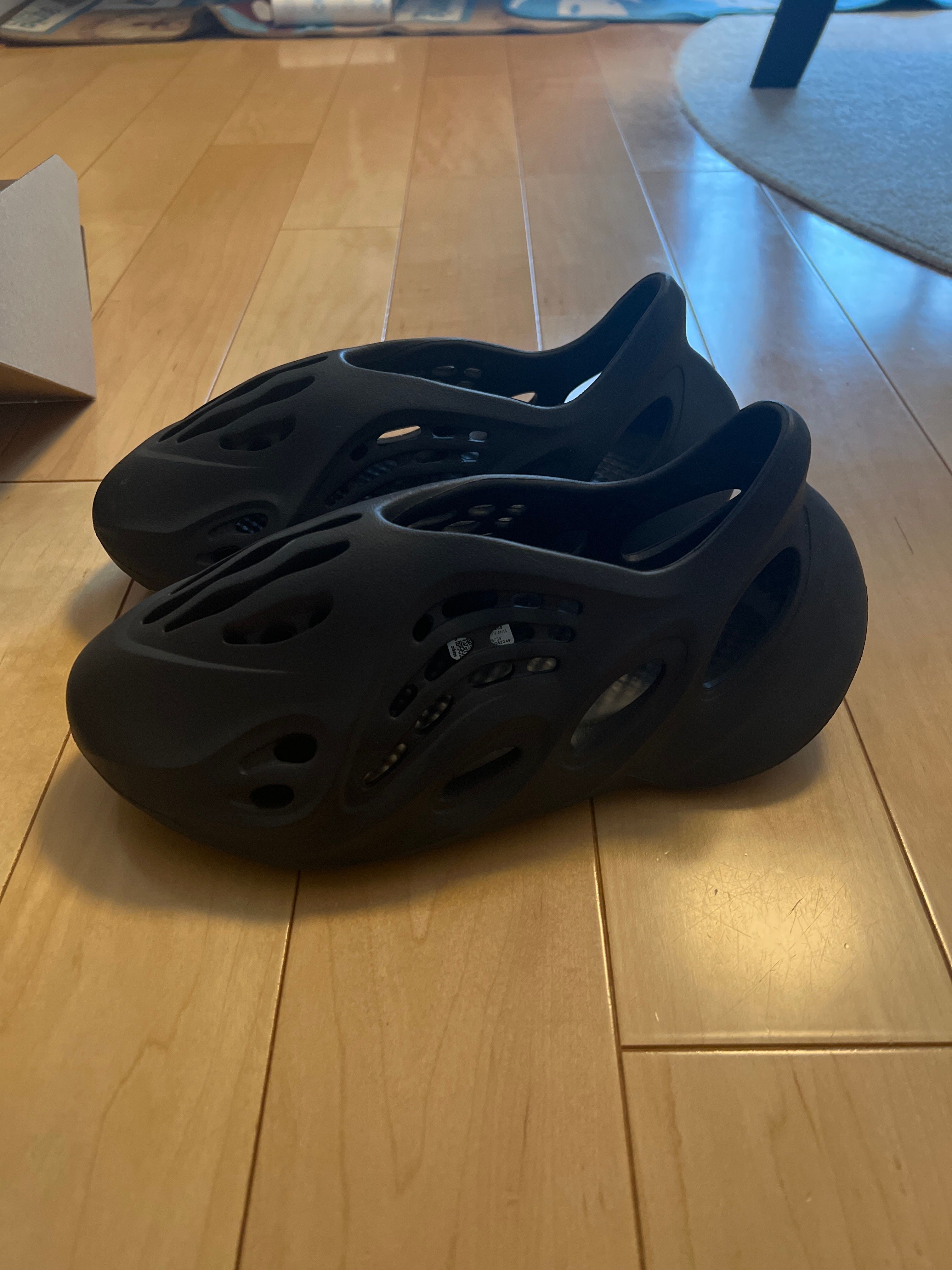 adidas YEEZY Foam Runner "Onyx"