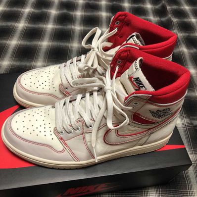 Nike Air Jordan 1 Retro High OG "Sail/University Red"