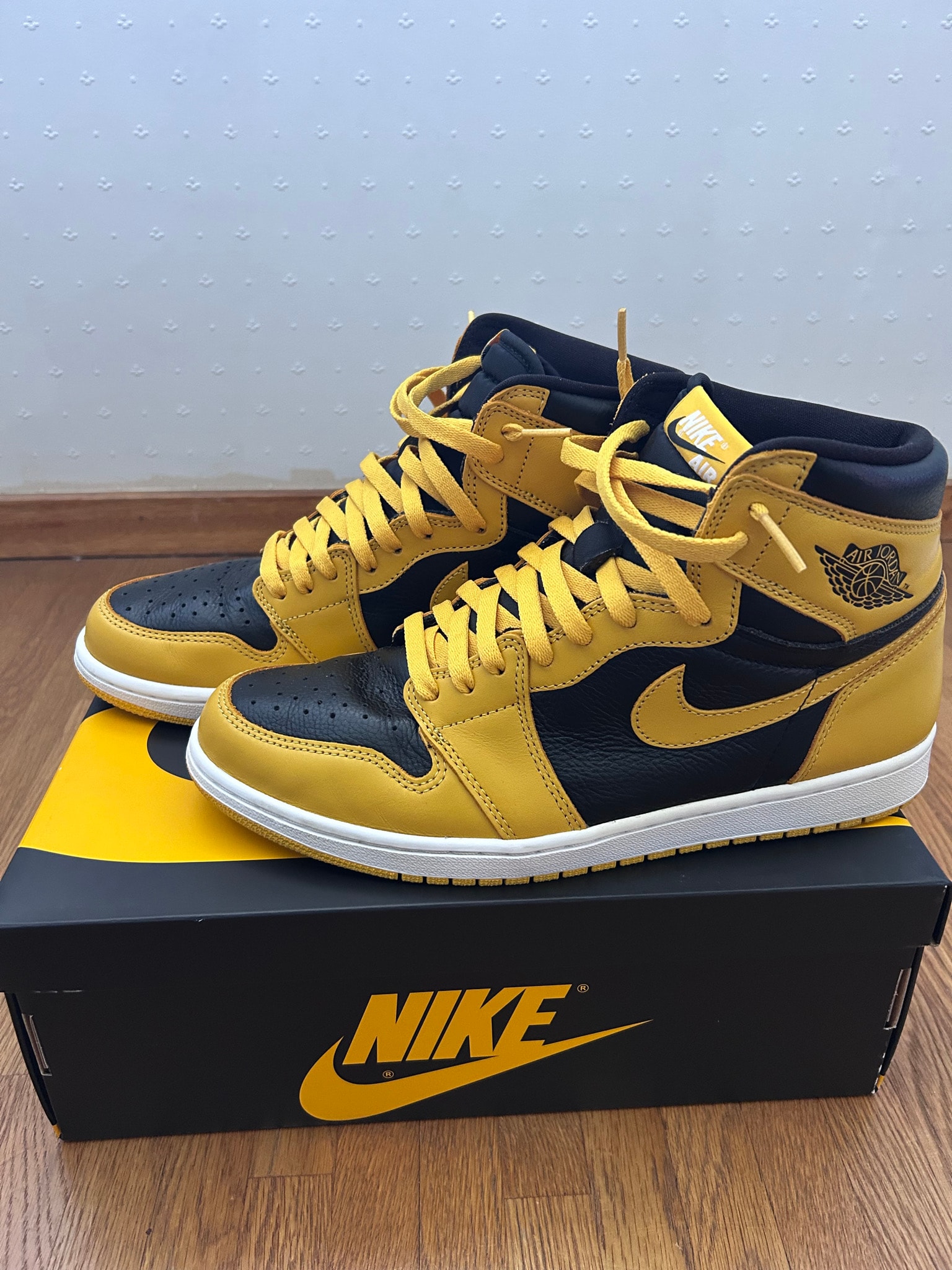 Nike Air Jordan 1 High OG 
