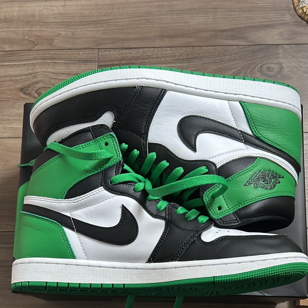 Nike Air Jordan 1 Retro High OG "Celtics/Black and Lucky Green" (2023)