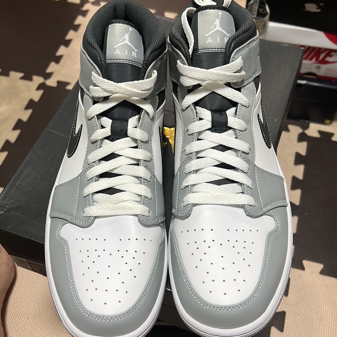 Nike Air Jordan 1 Mid "Grey White/Anthracite"