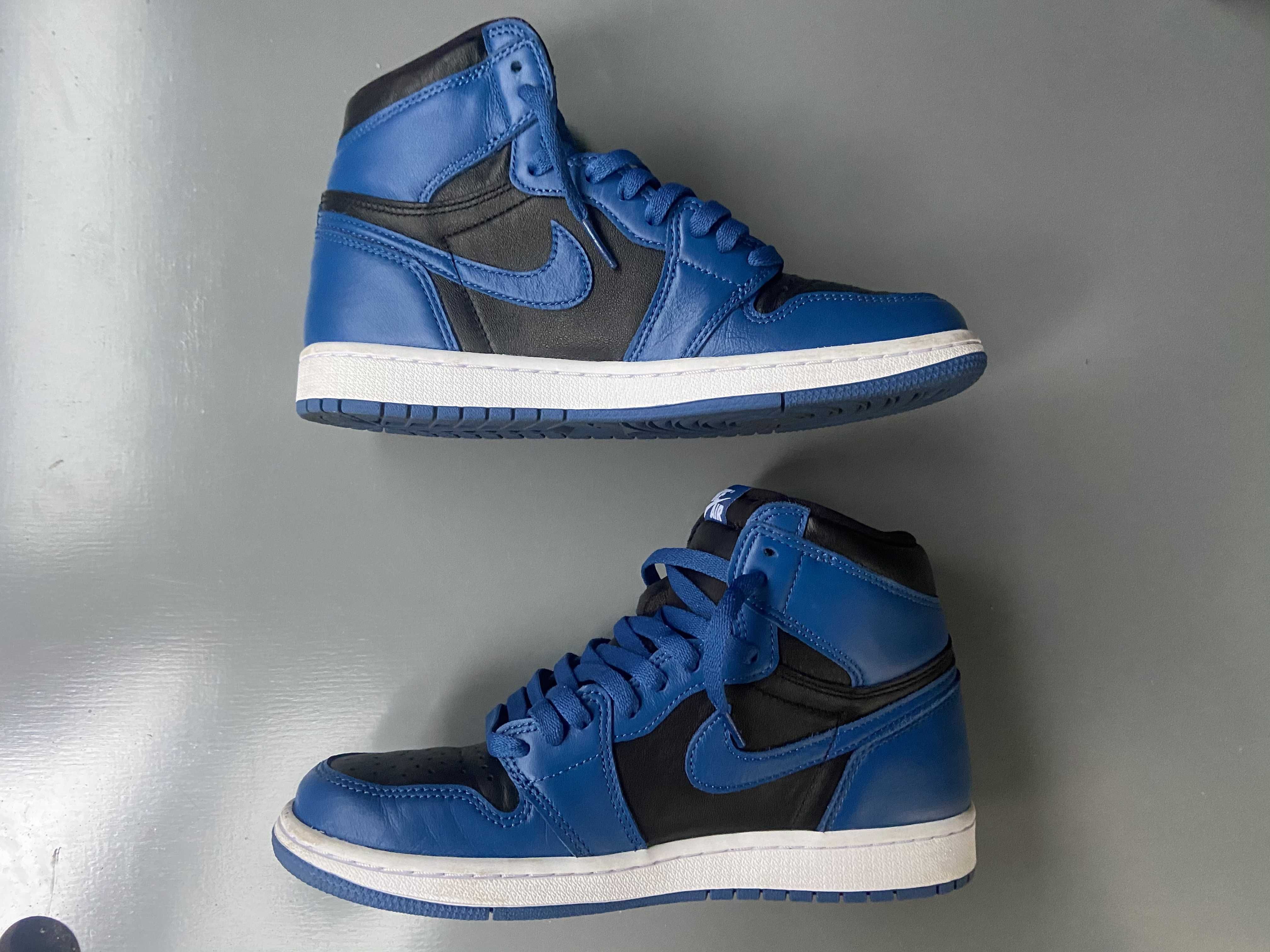 Nike Air Jordan 1 Retro High OG "Dark Marina Blue"