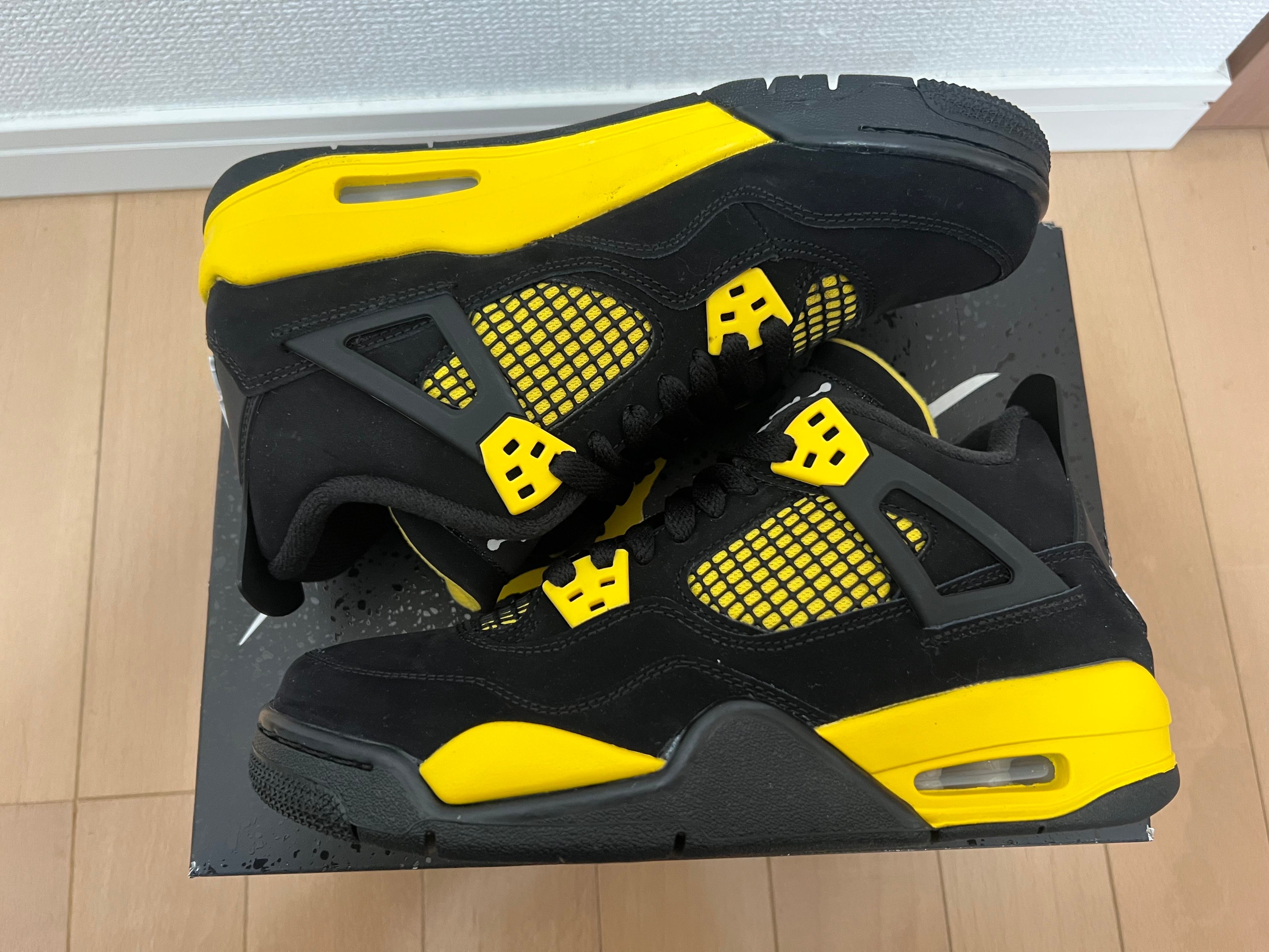 Nike GS Air Jordan 4 Retro "Thunder"(2023)