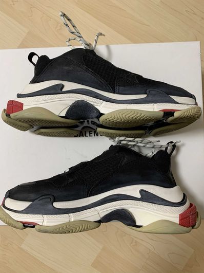 BALENCIAGA Triple S "Black/Red"