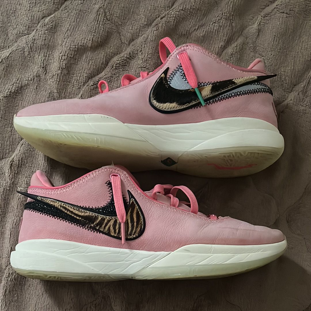 Nike Lebron 20 "Multi"