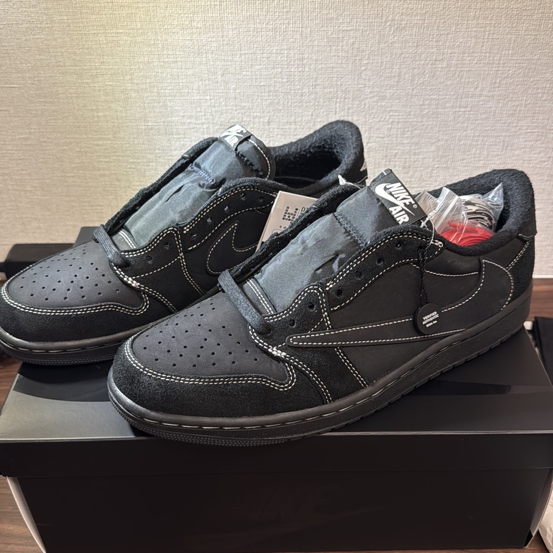 Travis Scott × Nike Air Jordan 1 Low OG SP "Black Phantom"