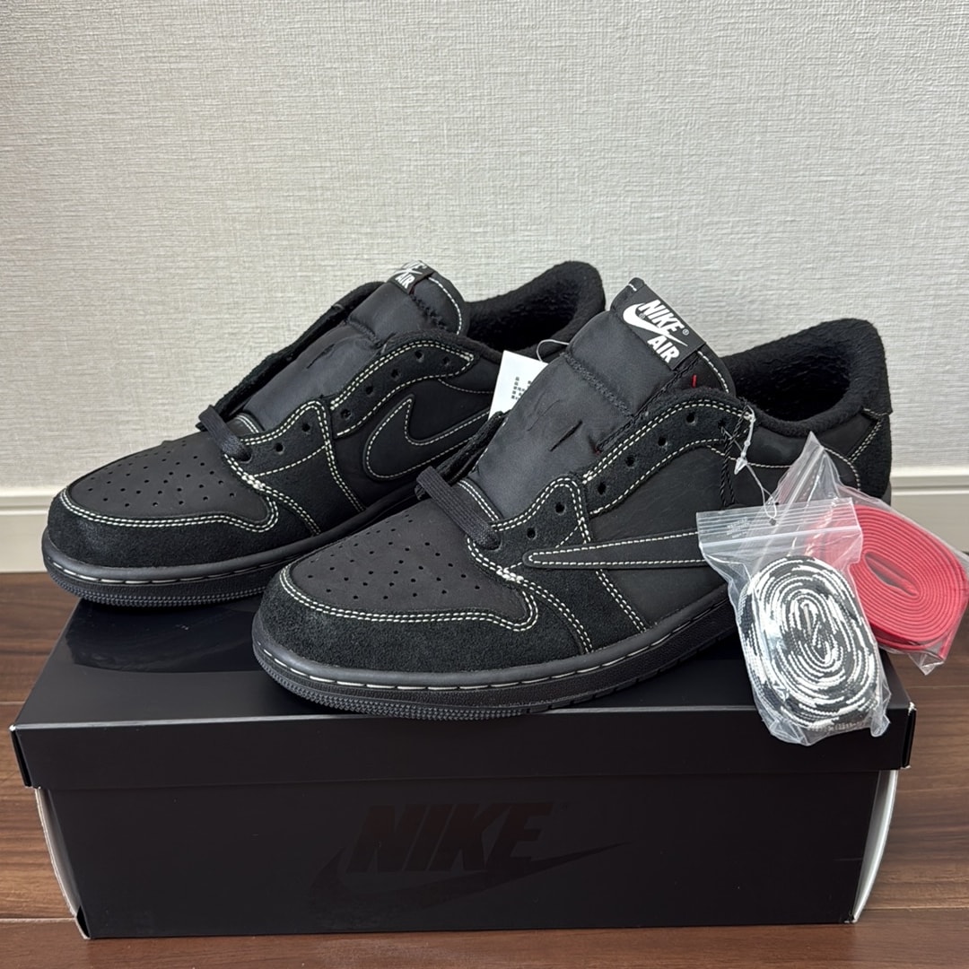Travis Scott × Nike Air Jordan 1 Low OG SP "Black Phantom"