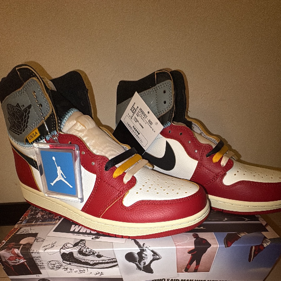 UNION × Nike Air Jordan 1 Retro High OG "Chicago/Shadow"