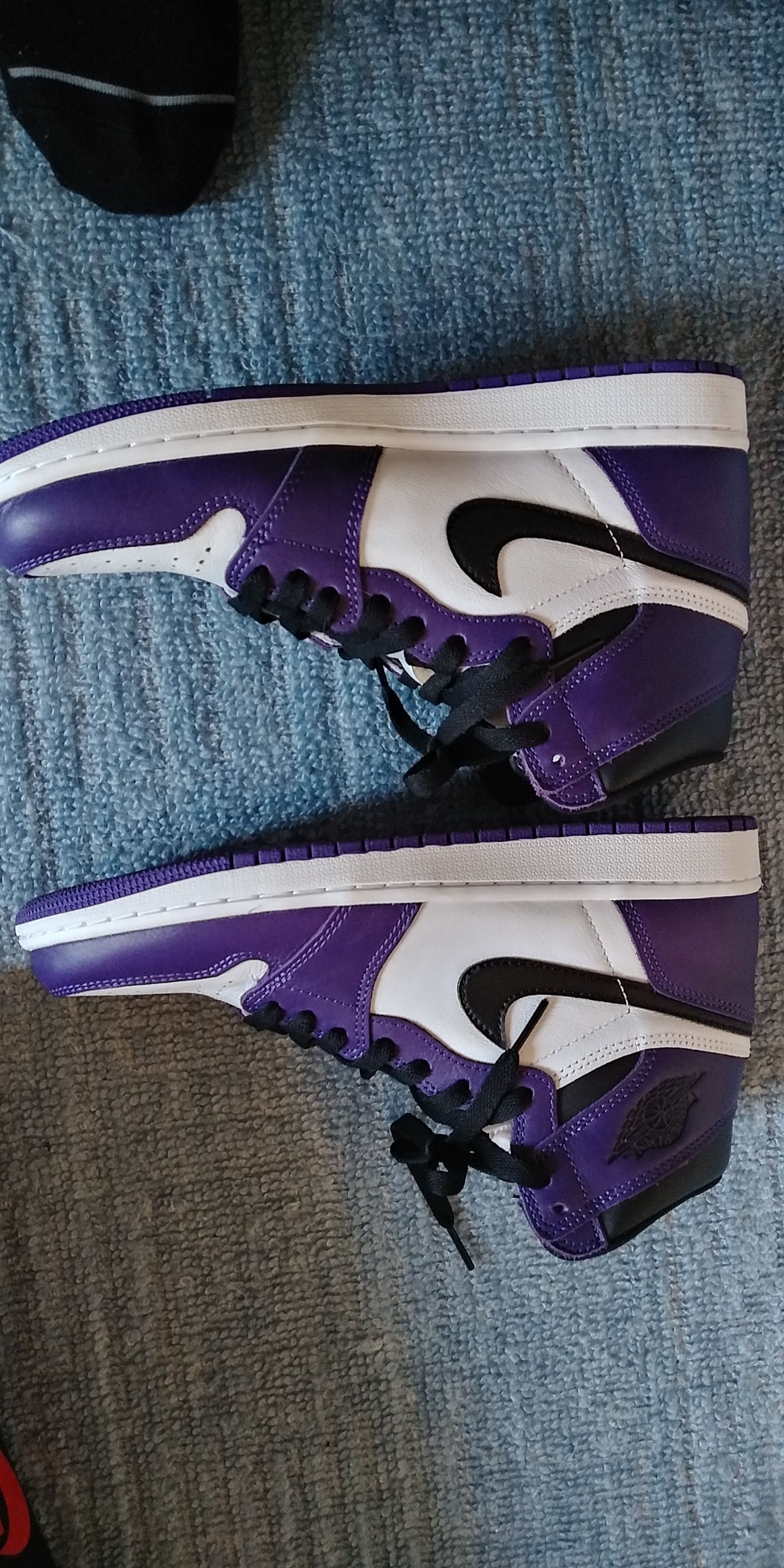 Nike Air Jordan 1 Retro High OG "Court Purple White/Black" (2020)