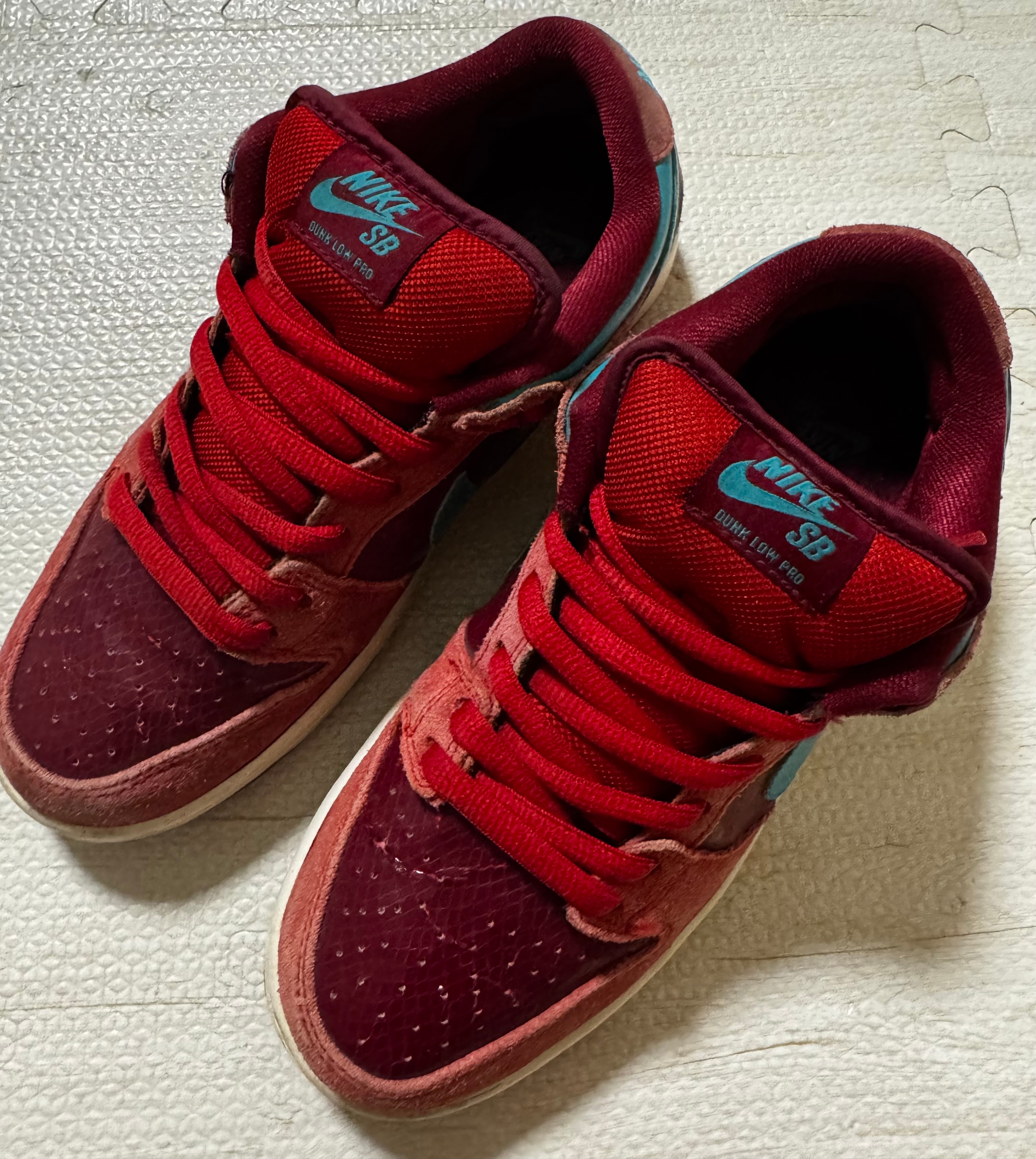 Nike SB Dunk Low "Brickhouse Turbo Green"