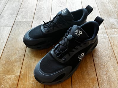LOEWE × On Cloudsolo "Black"