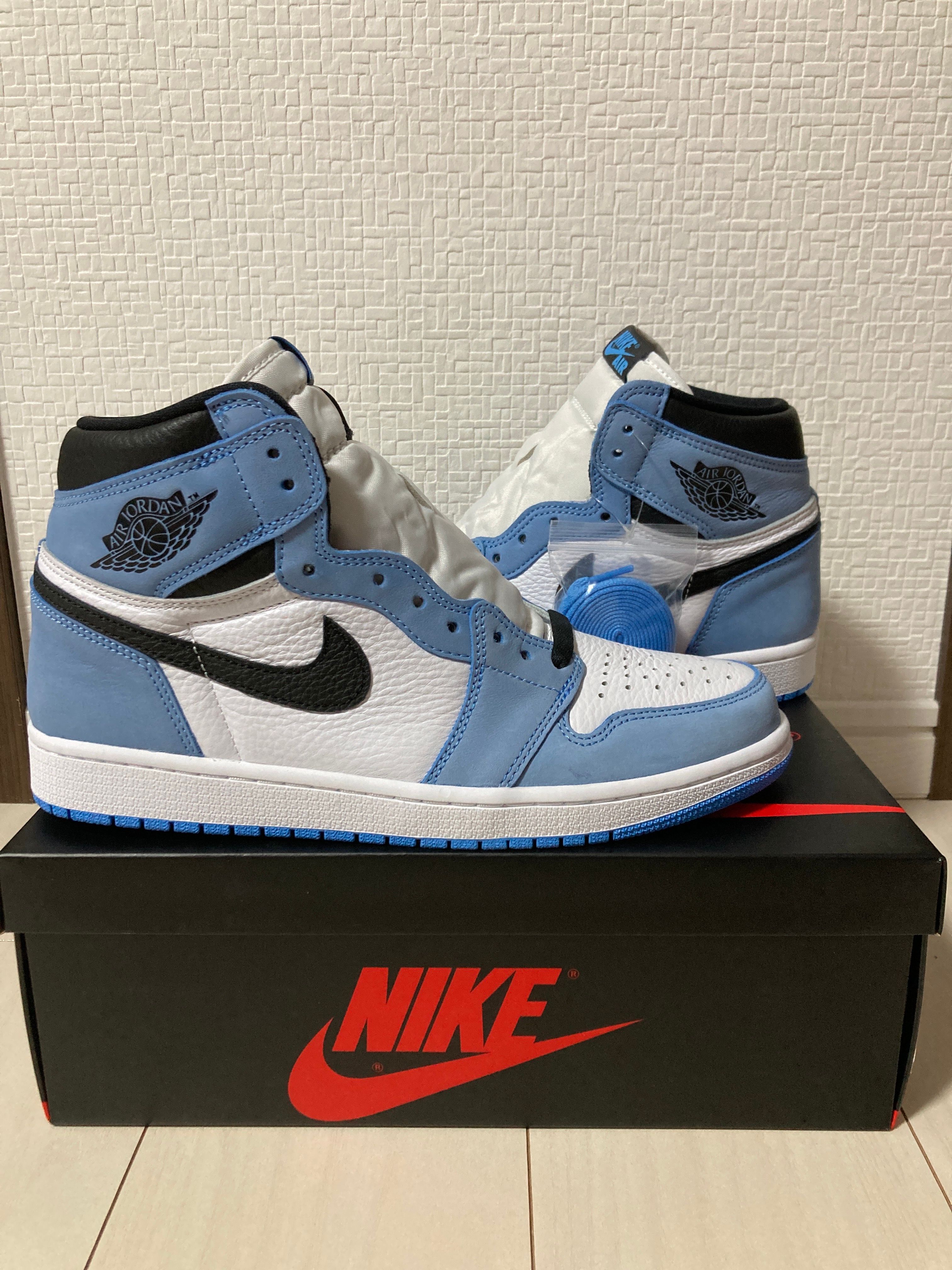 Nike Air Jordan 1 High OG "University Blue"