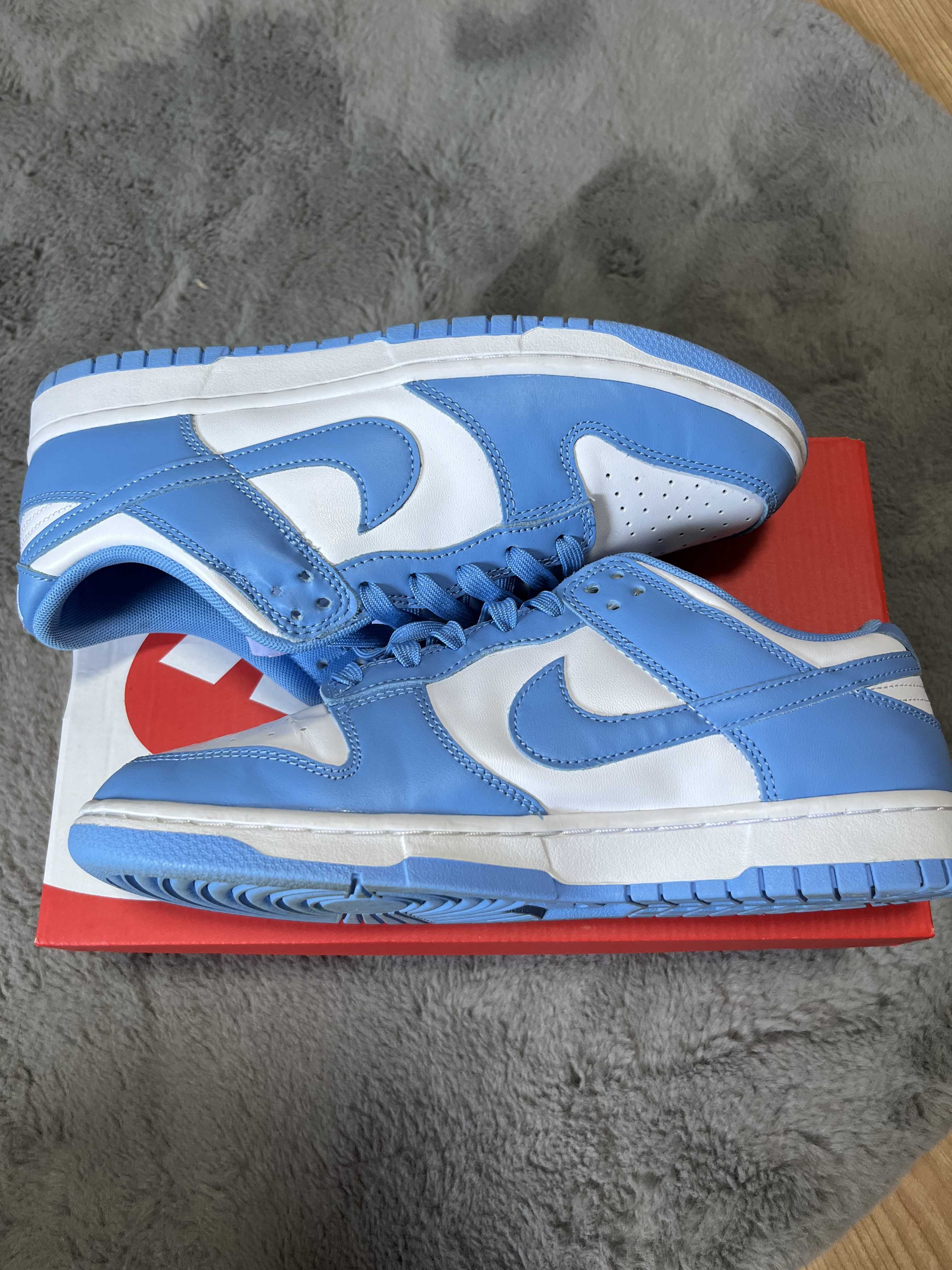 Nike Dunk Low "University Blue"