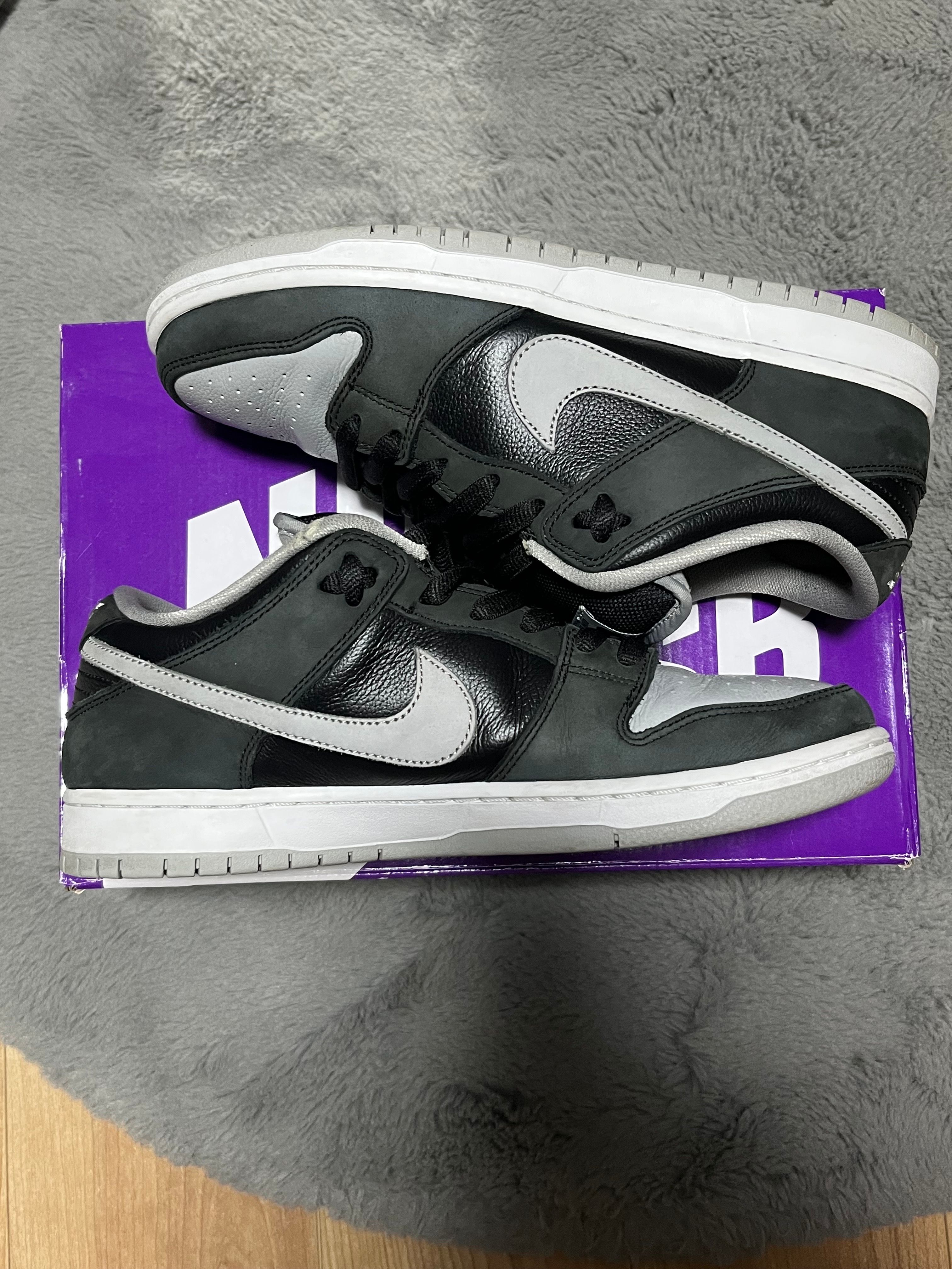 Nike SB Dunk Low "Shadow"