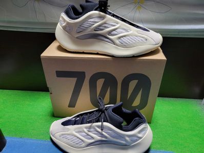 adidas YEEZY 700V3 "Azael"