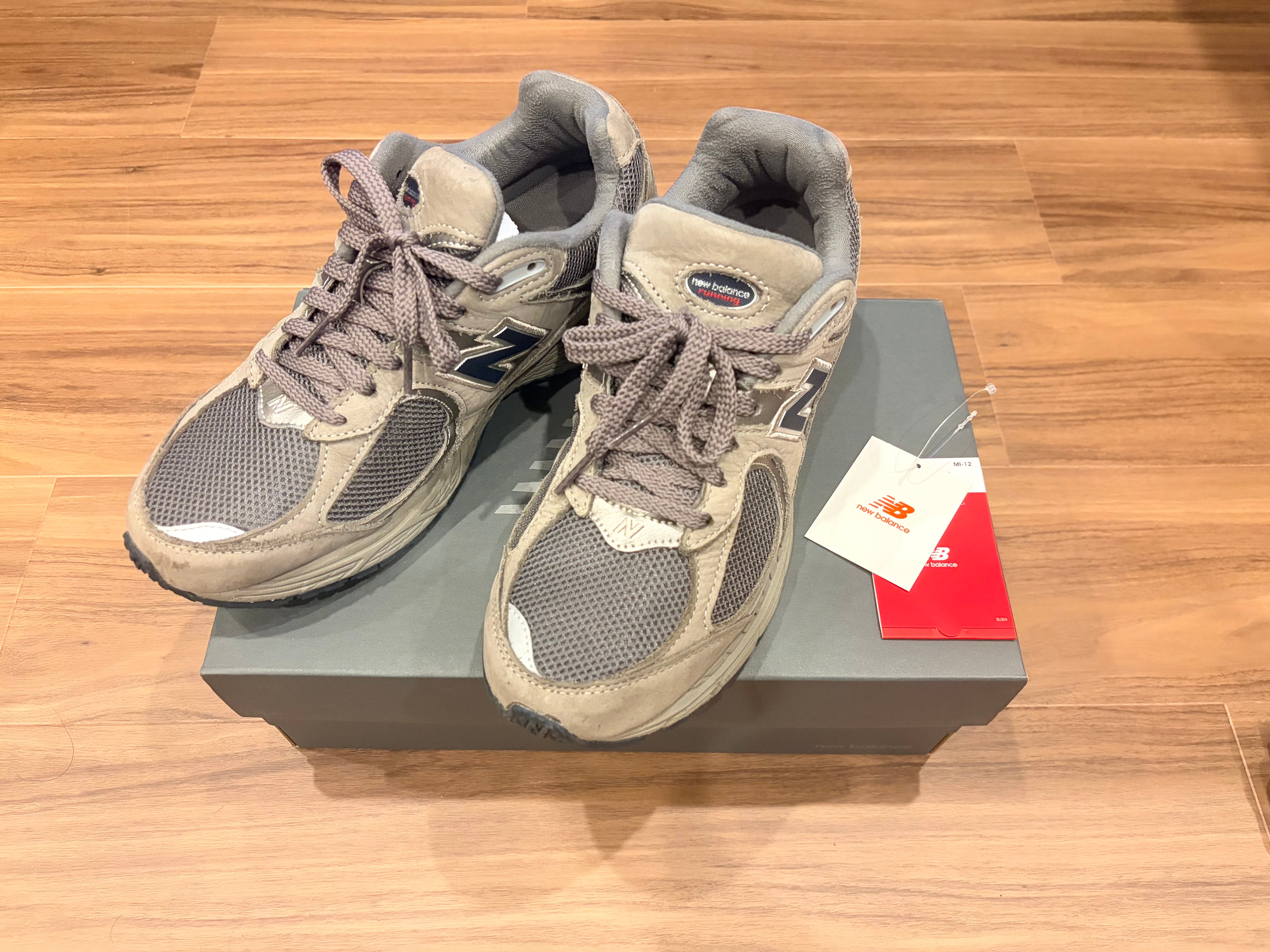 New Balance 2002R "Gray"