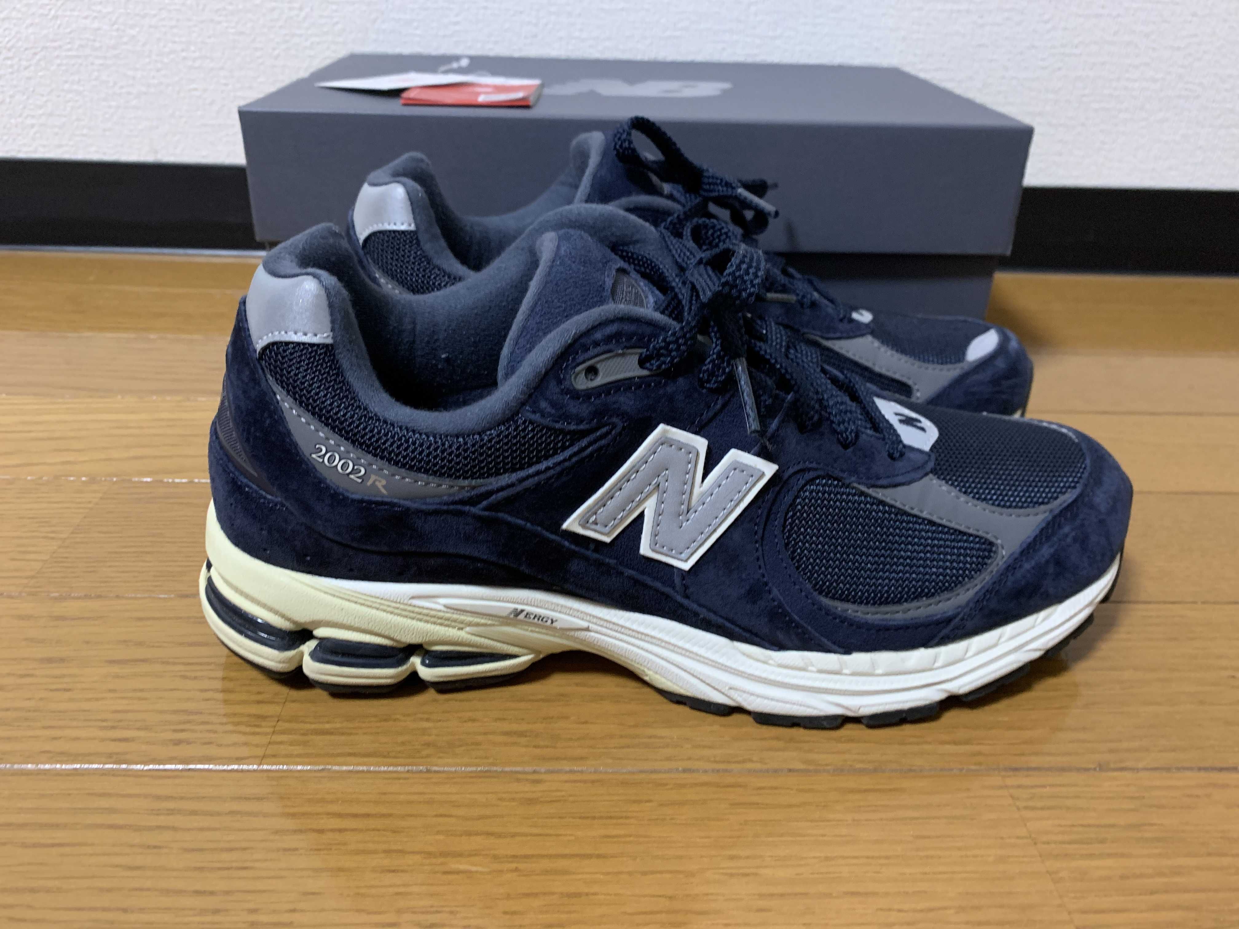 New Balance 2002R "Eclipse/Castlerock"