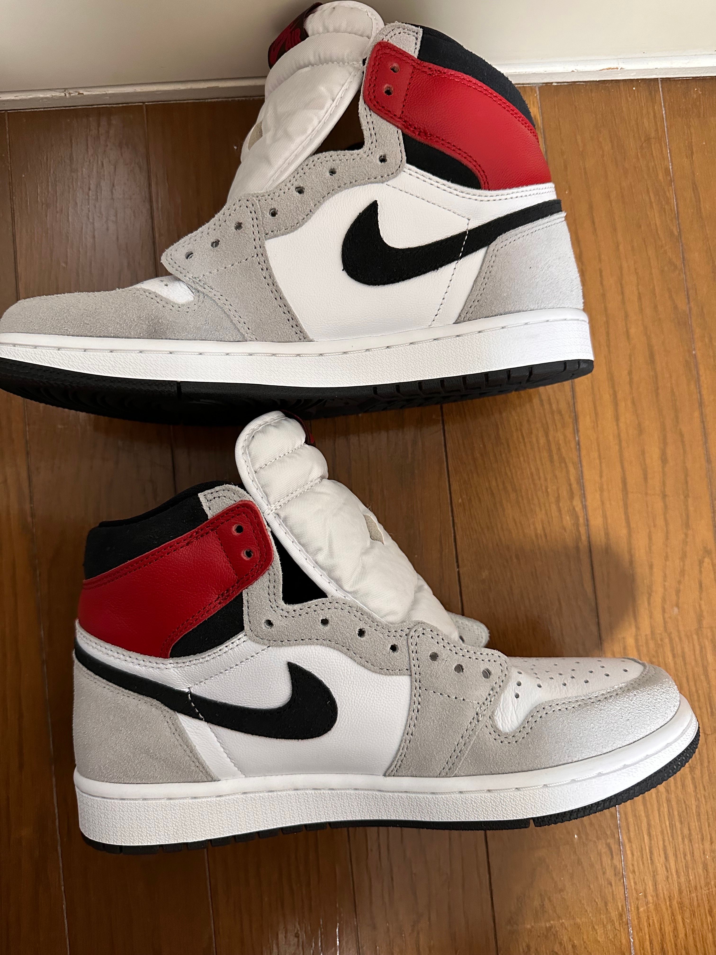 Nike Air Jordan 1 High OG "White/Black/Light Smoke Grey"