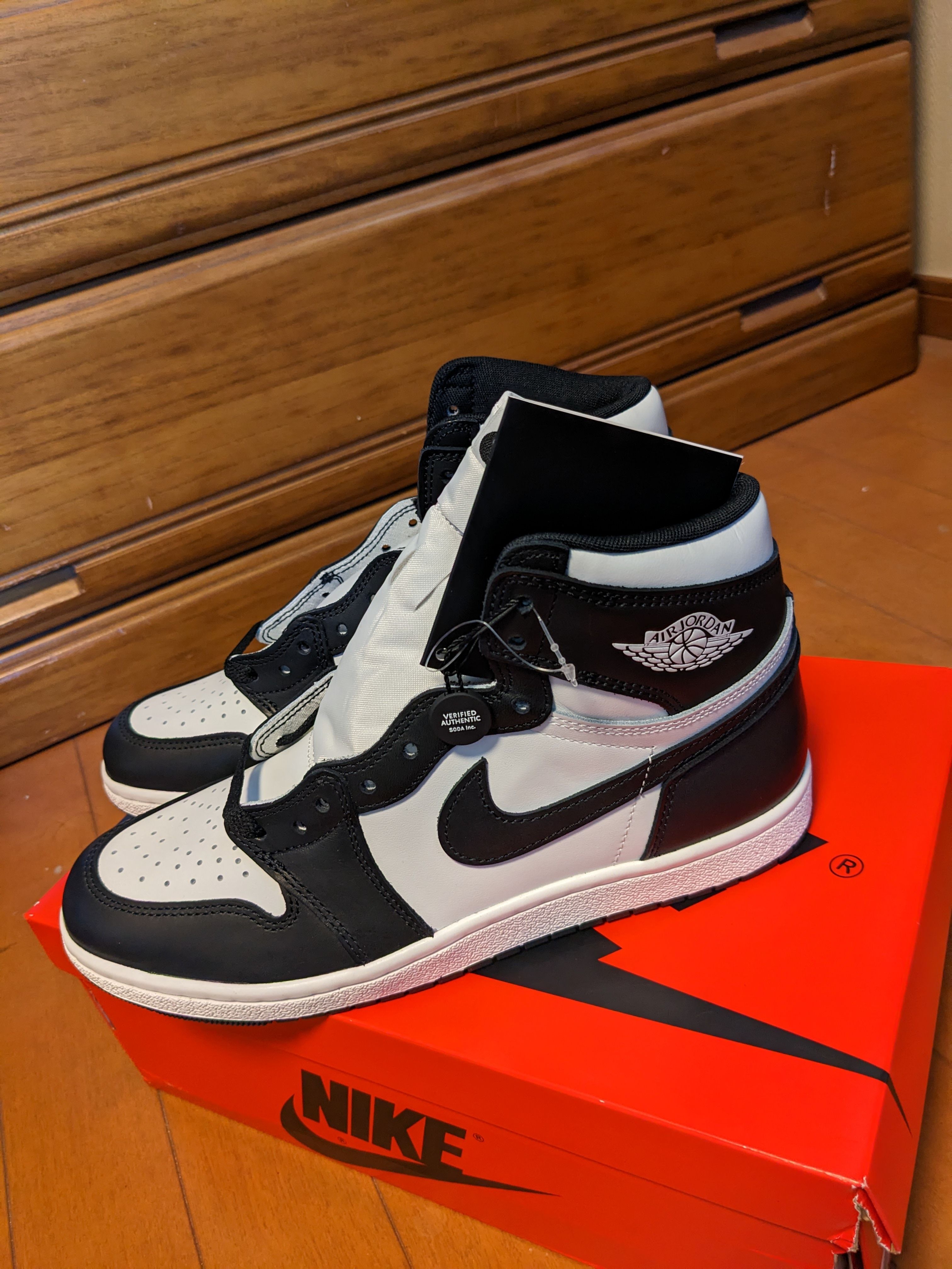 Nike Air Jordan 1 High '85 "Black/White"