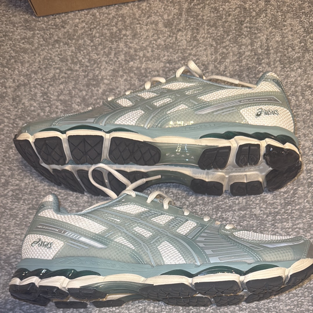 KITH Ronnie Fieg × Asics Gel-Kayano 12.1 "Cream/Sage"