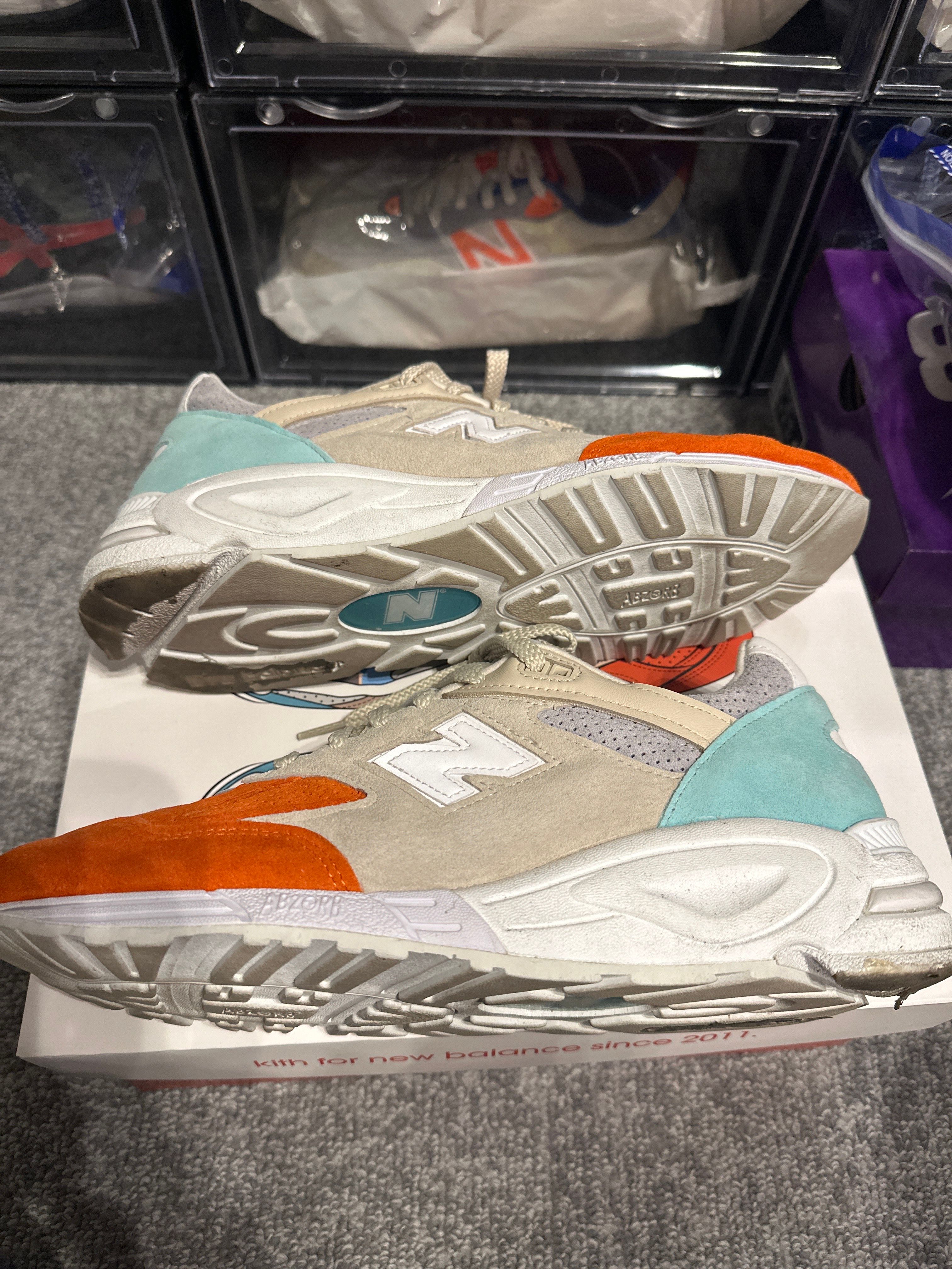 KITH × New Balance 990V2 "Cyclades"