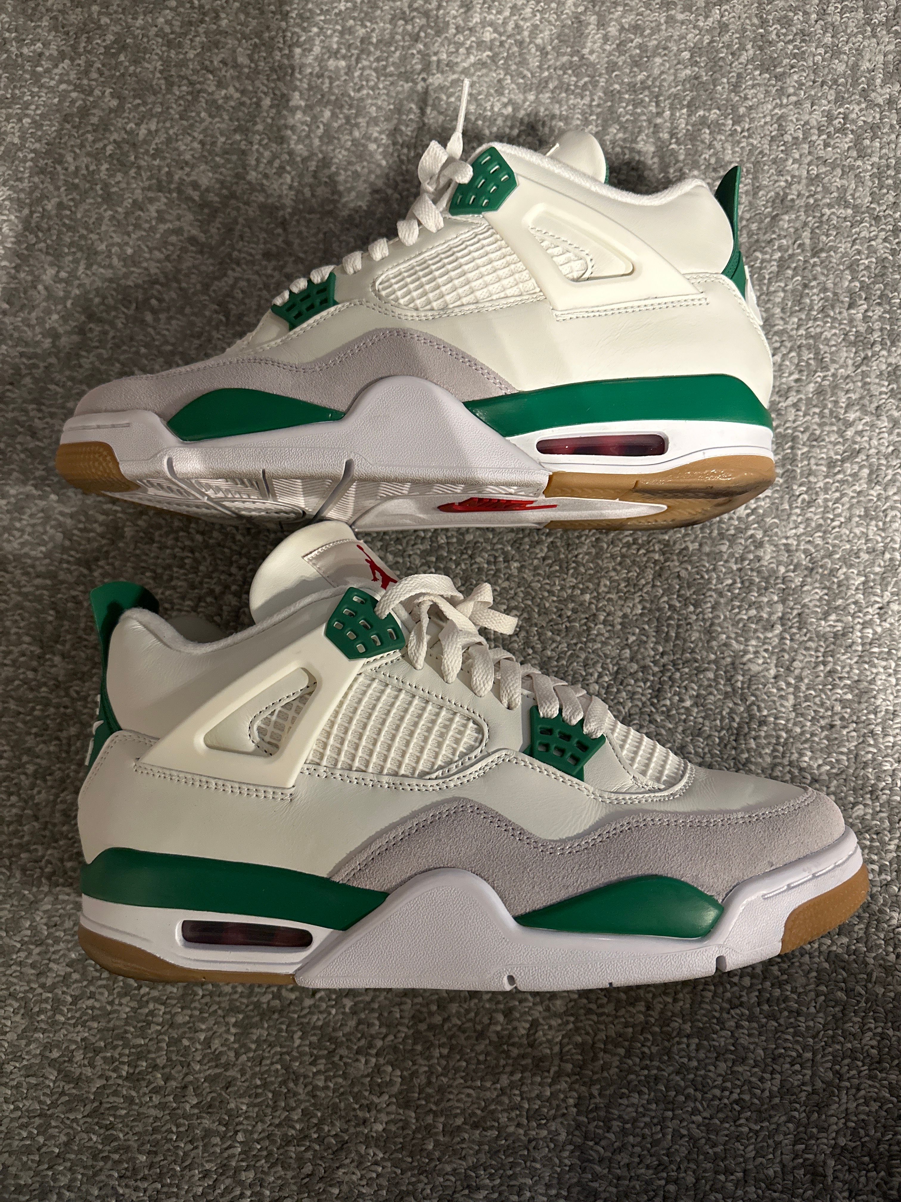 Nike SB × Air Jordan 4 Retro SP "Pine Green"