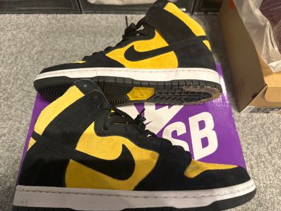 NIKE SB DUNK HIGH "MAIZE AND BLACK"