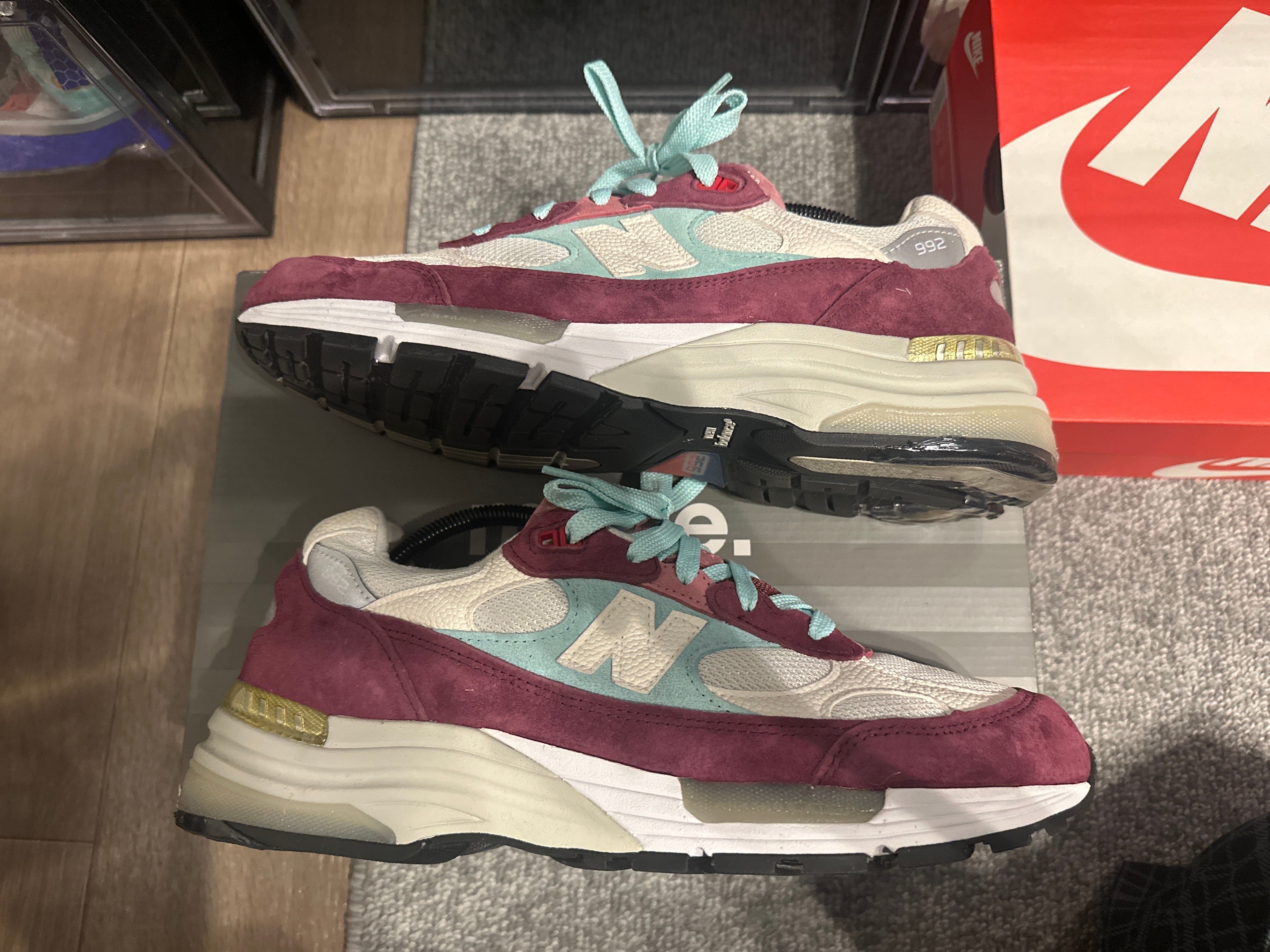 KITH × New Balance 992 Kithmas "Burgundy/White"