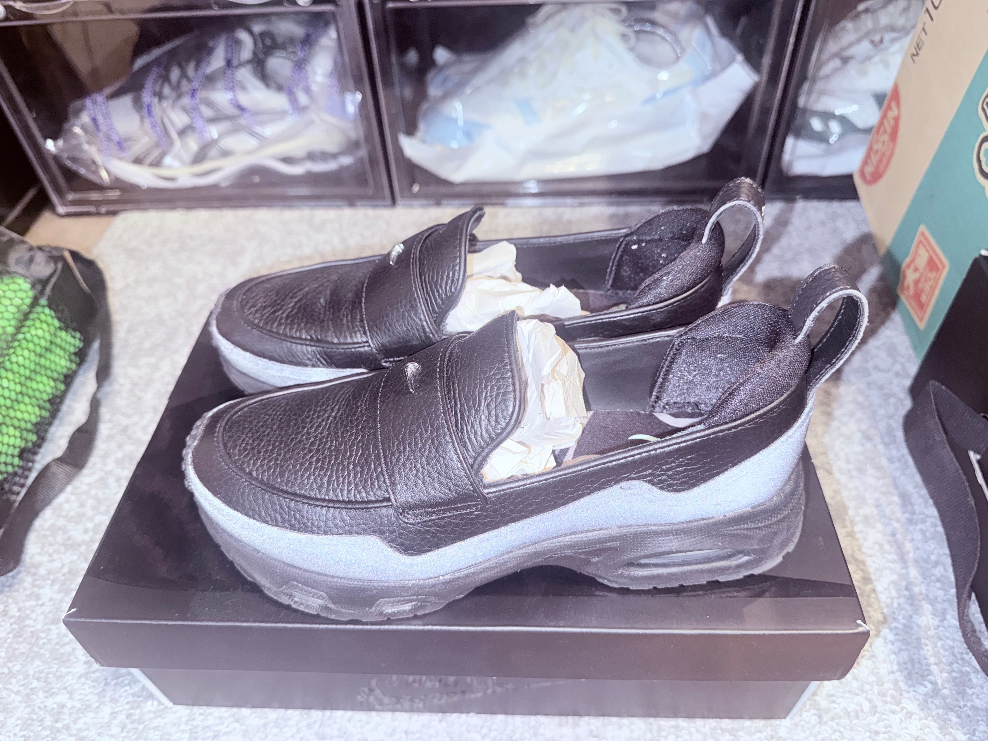 SWDC × Nike Women's Air Max Phenomena "Black/Metallic Silver"
