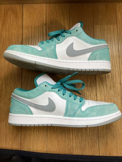 Nike Air Jordan 1 Low SE "New Emerald"