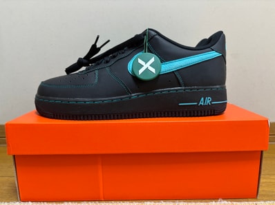 Nike Air Force 1 Low "Black Tiffany"