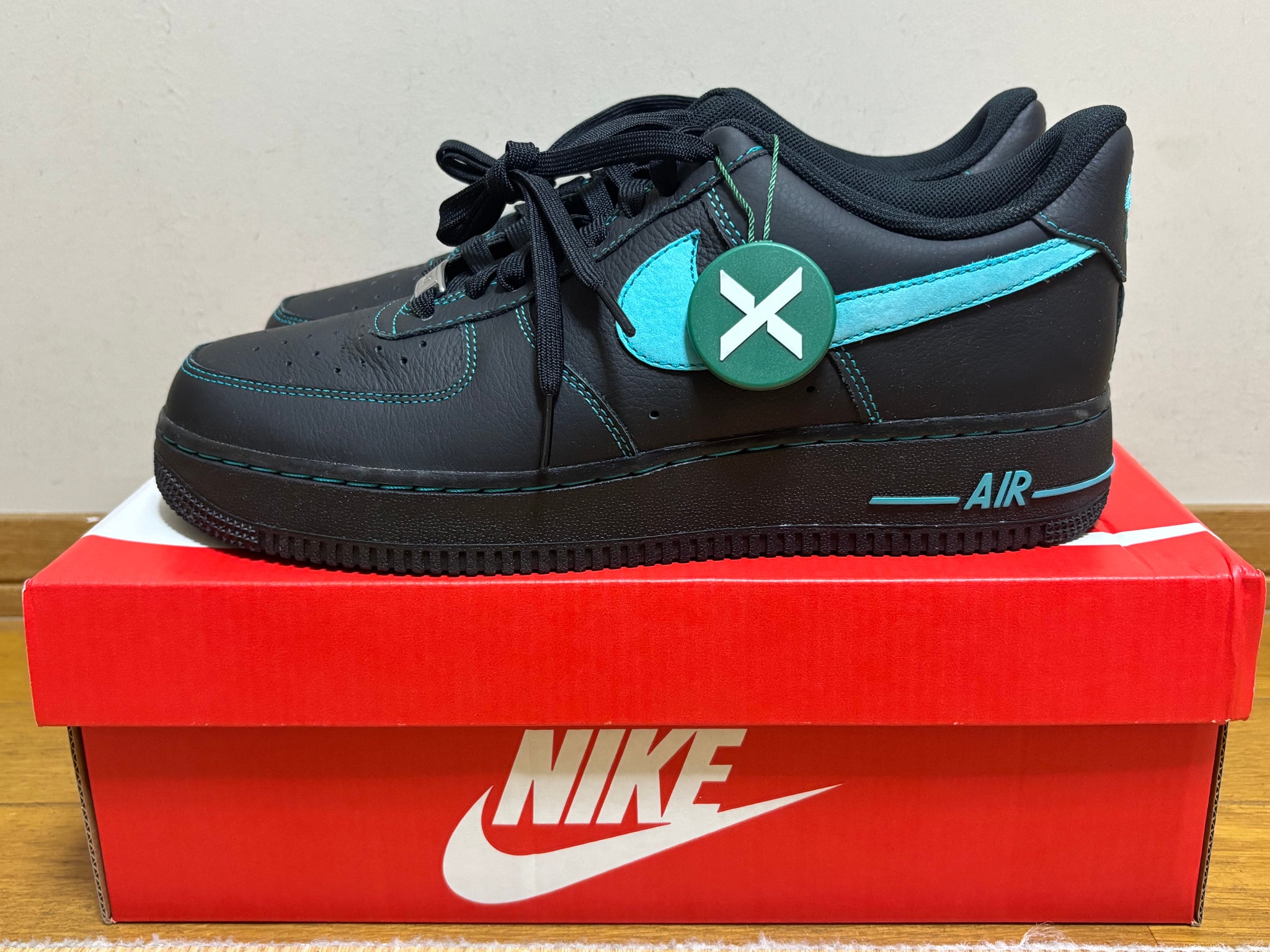 Nike Air Force 1 Low "Black Tiffany"
