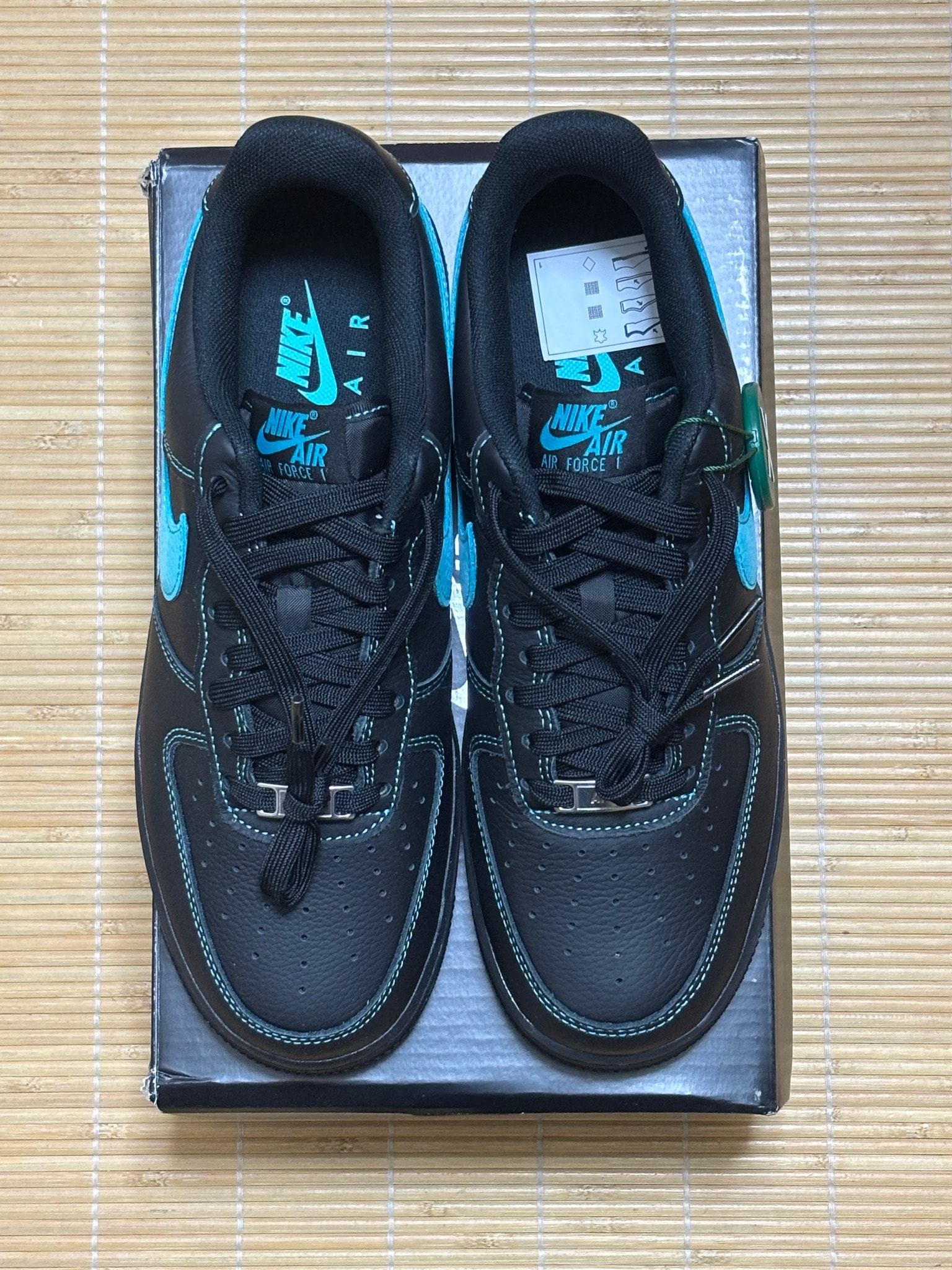 Nike Air Force 1 Low "Black Tiffany"
