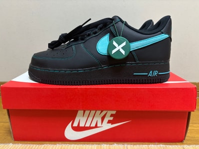 Nike Air Force 1 Low "Black Tiffany"