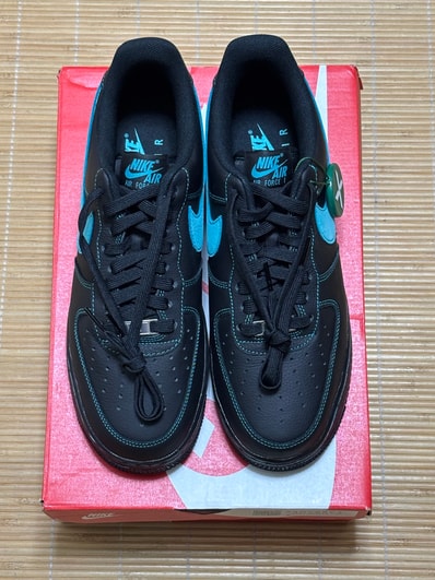 Nike Air Force 1 Low "Black Tiffany"