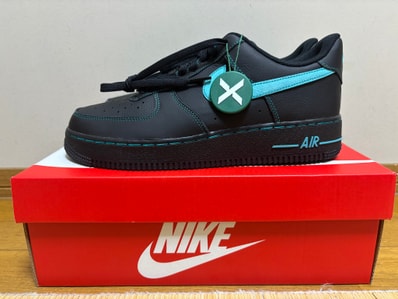 Nike Air Force 1 Low "Black Tiffany"