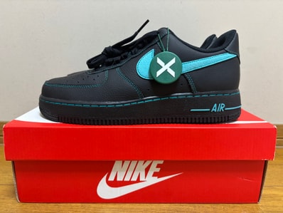 Nike Air Force 1 Low "Black Tiffany"
