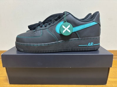 Nike Air Force 1 Low "Black Tiffany"