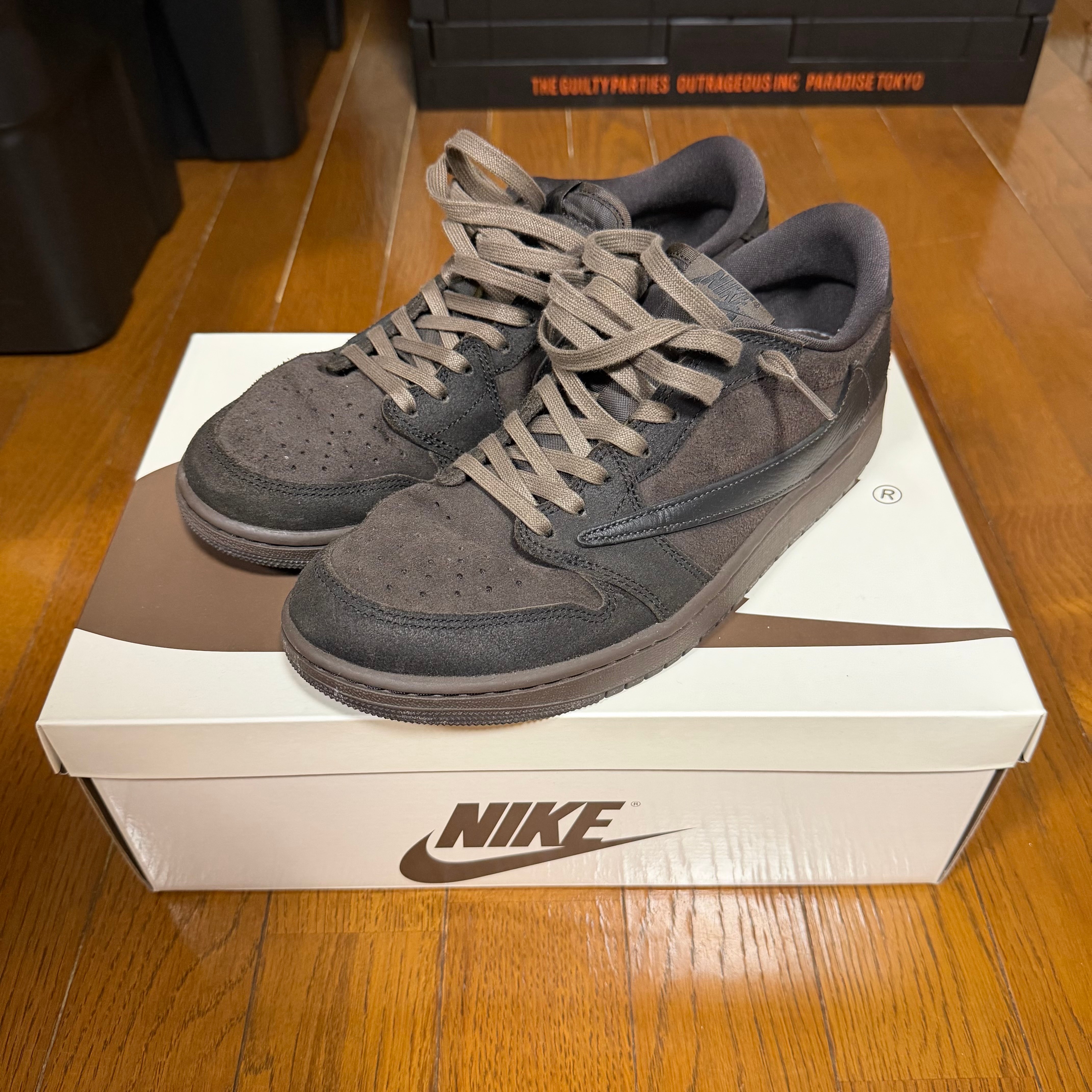 Travis Scott × Nike Air Jordan 1 Low OG SP "Velvet Brown and Dark Mocha"