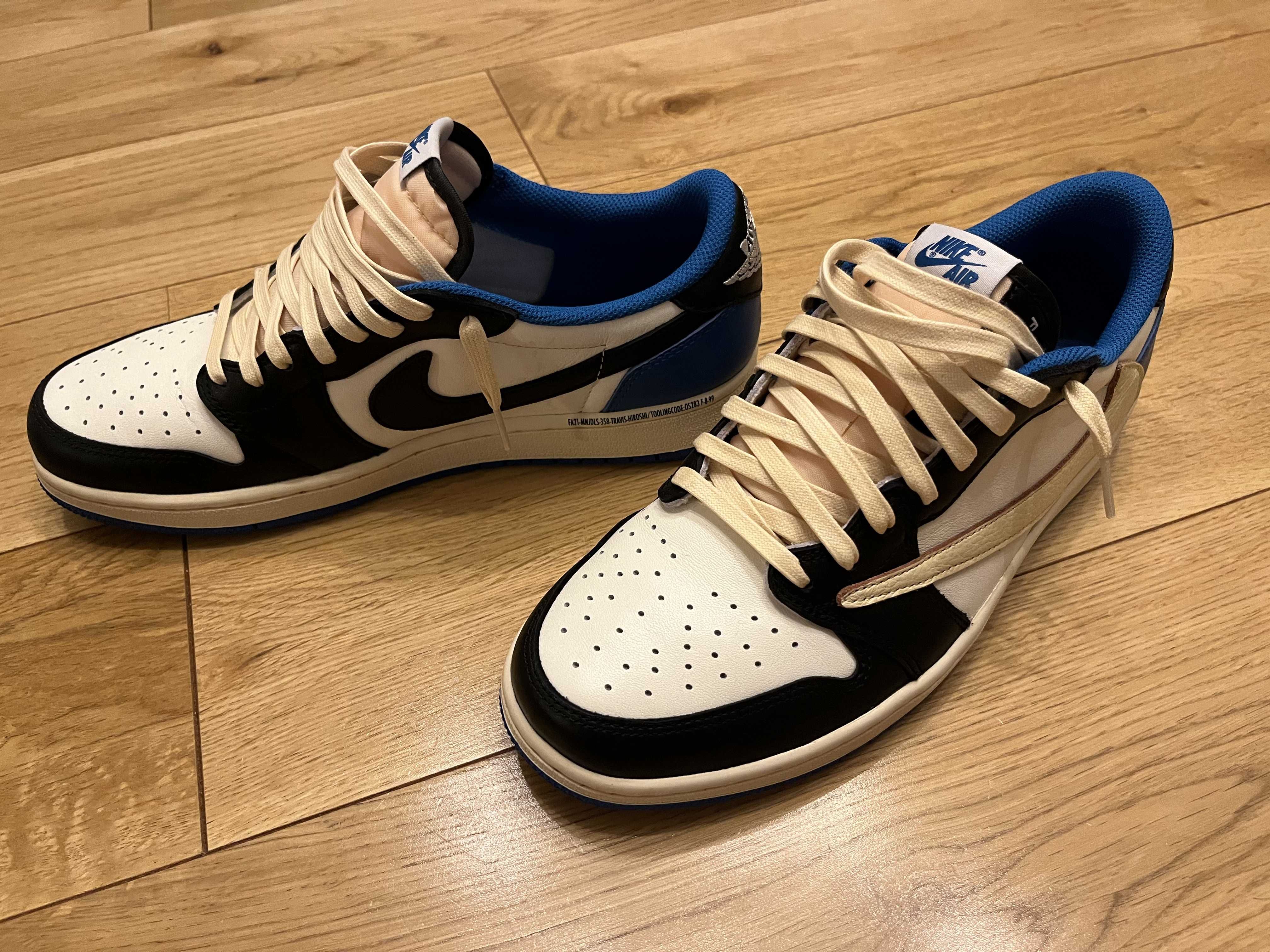 Travis Scott × fragment design × Nike Air Jordan 1 Low OG SP "Military Blue"