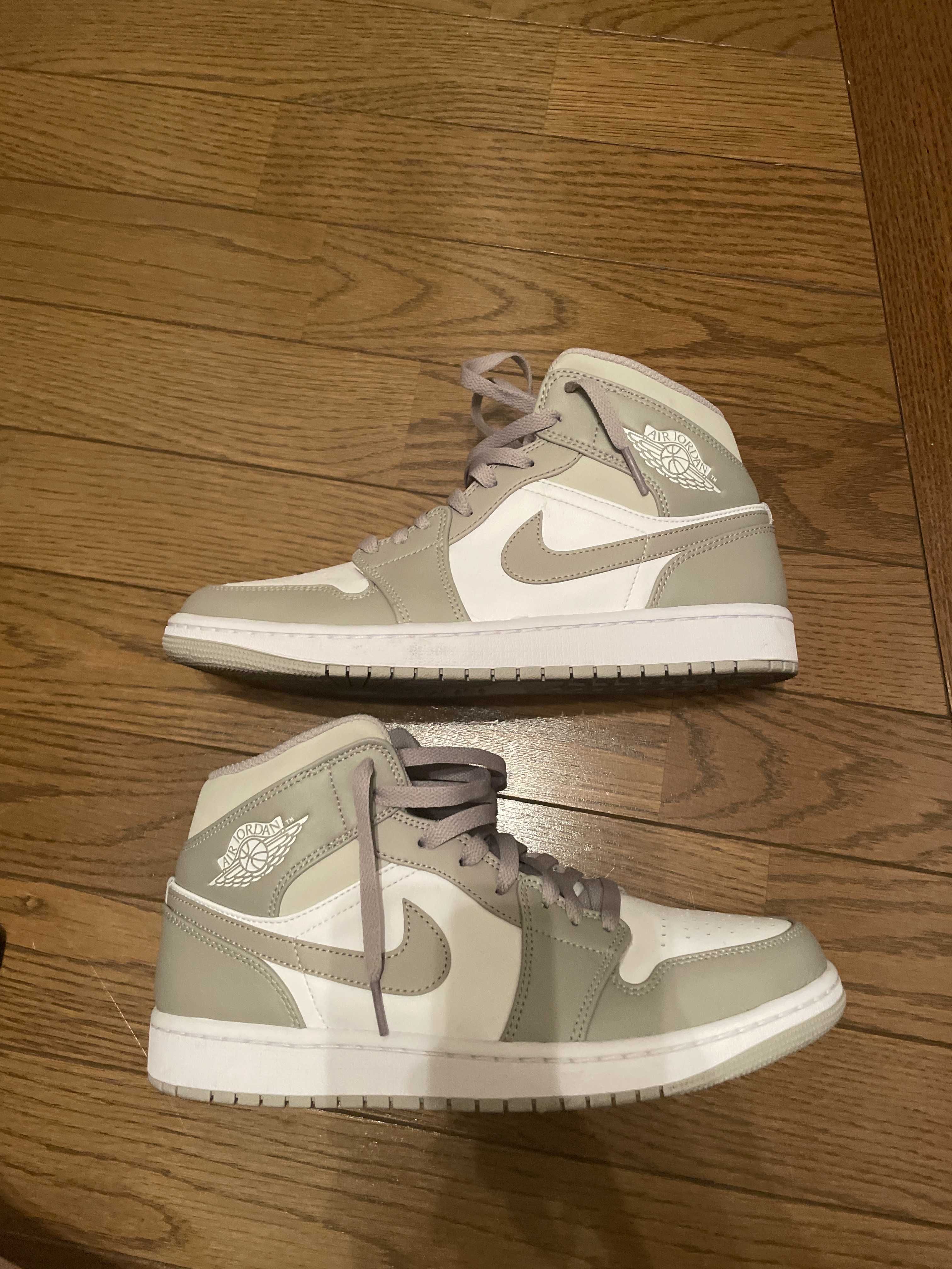 Nike Air Jordan 1 Mid "Linen"