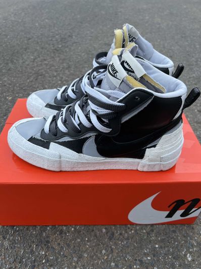 sacai × NIKE BLAZER MID "BLACK/WOLF GREY/WHITE"