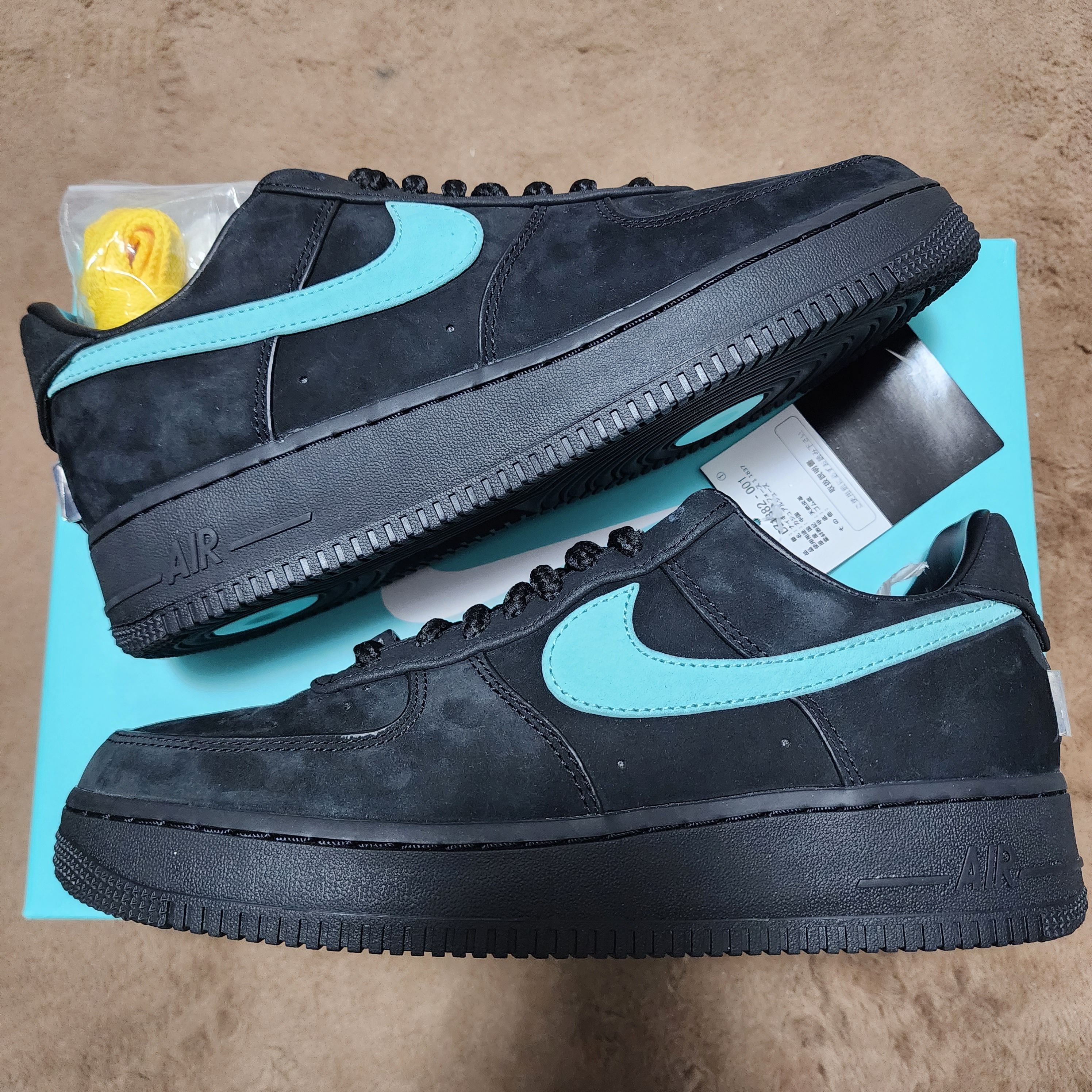 Tiffany & Co. × Nike Air Force 1 Low "1837"